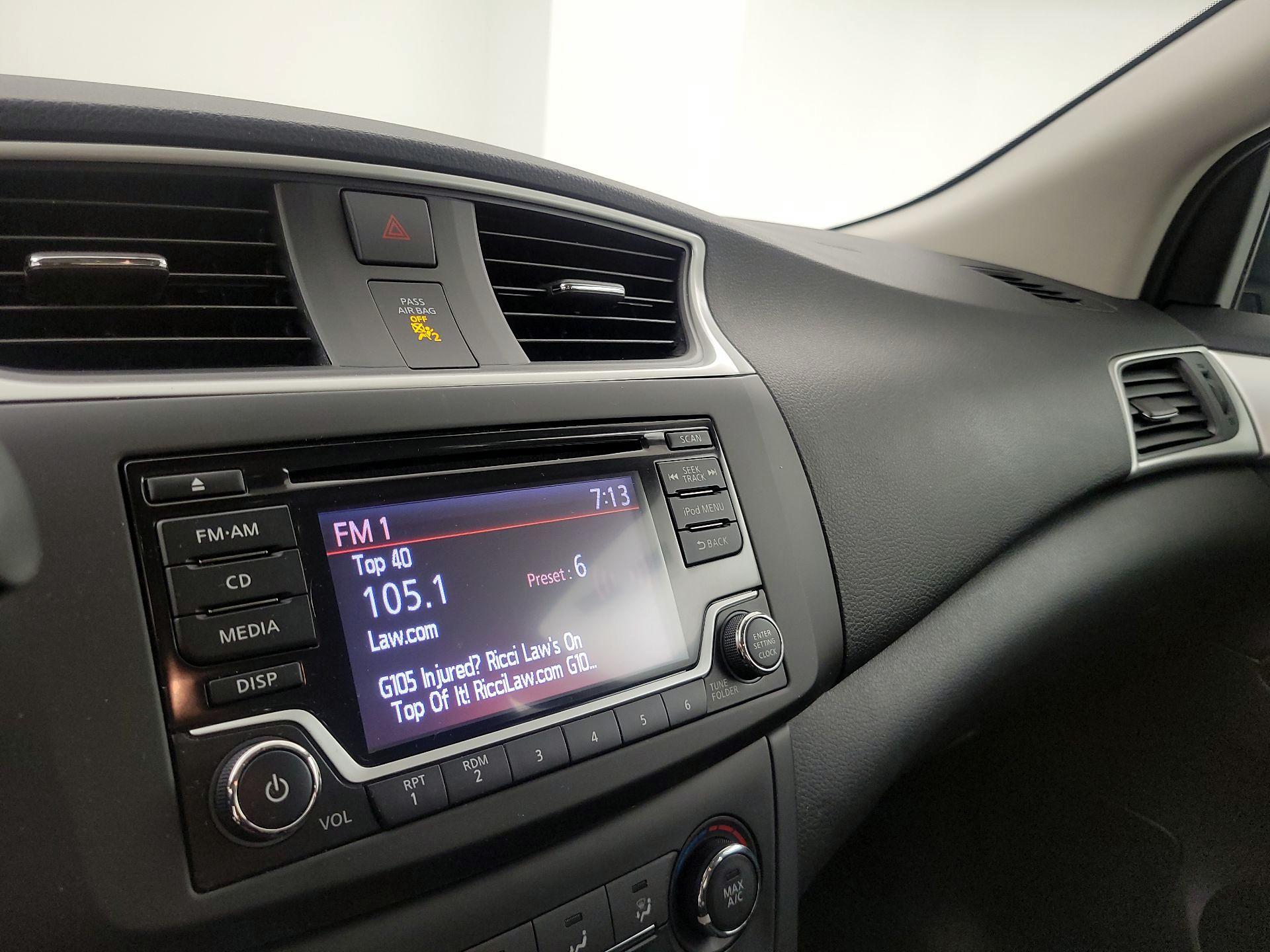Thumbnail: 2018 Nissan Sentra - 15