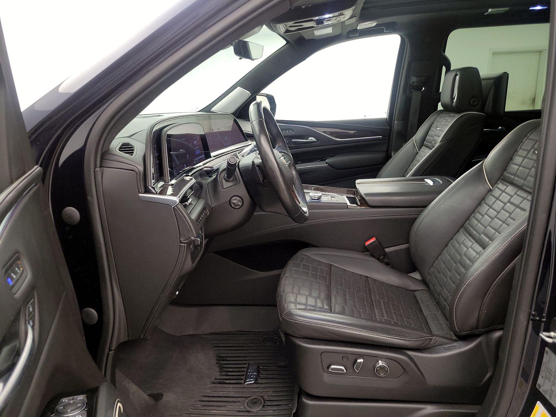 Thumbnail: 2023 Cadillac Escalade - 11