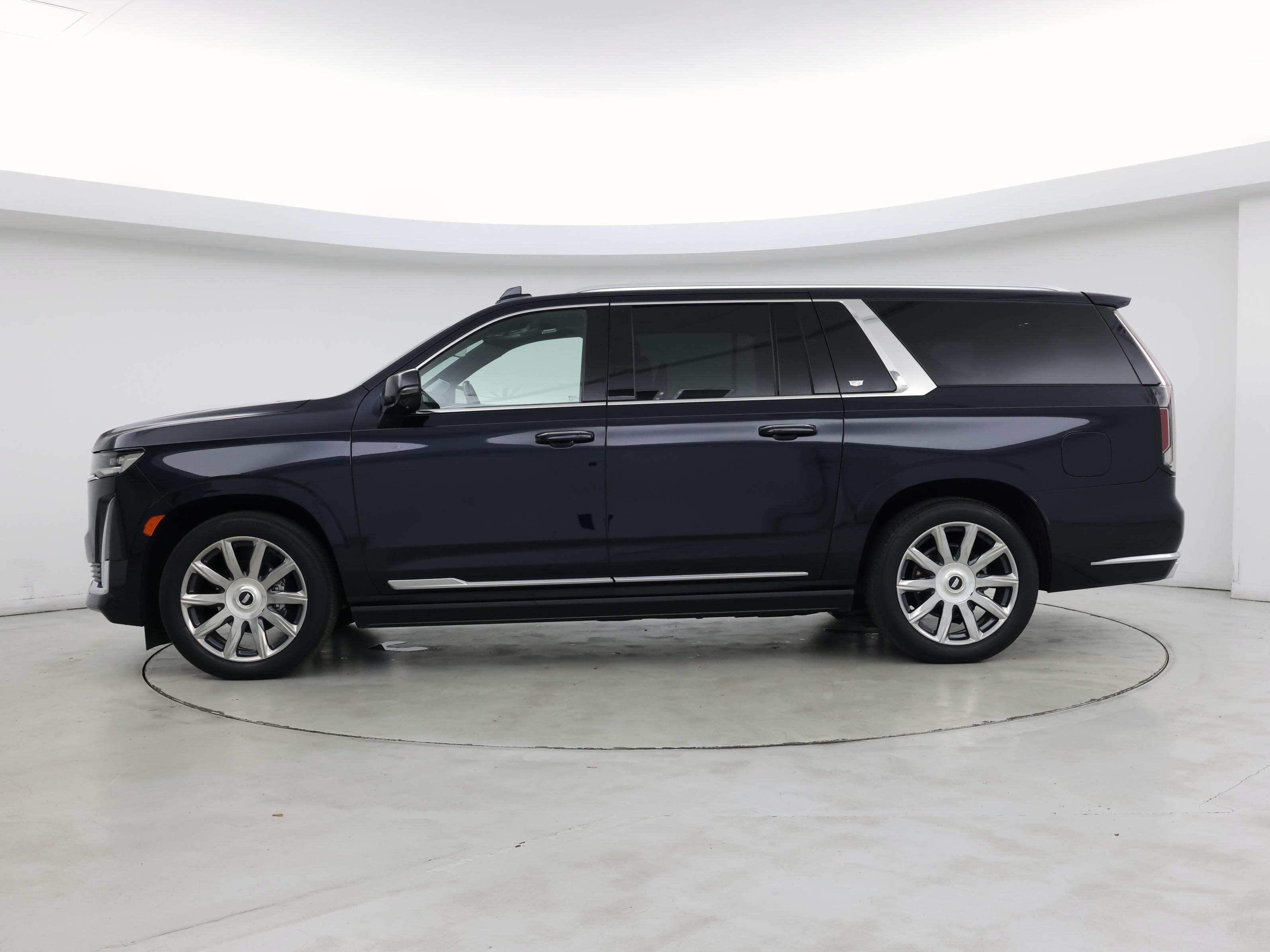 Thumbnail: 2023 Cadillac Escalade - 3