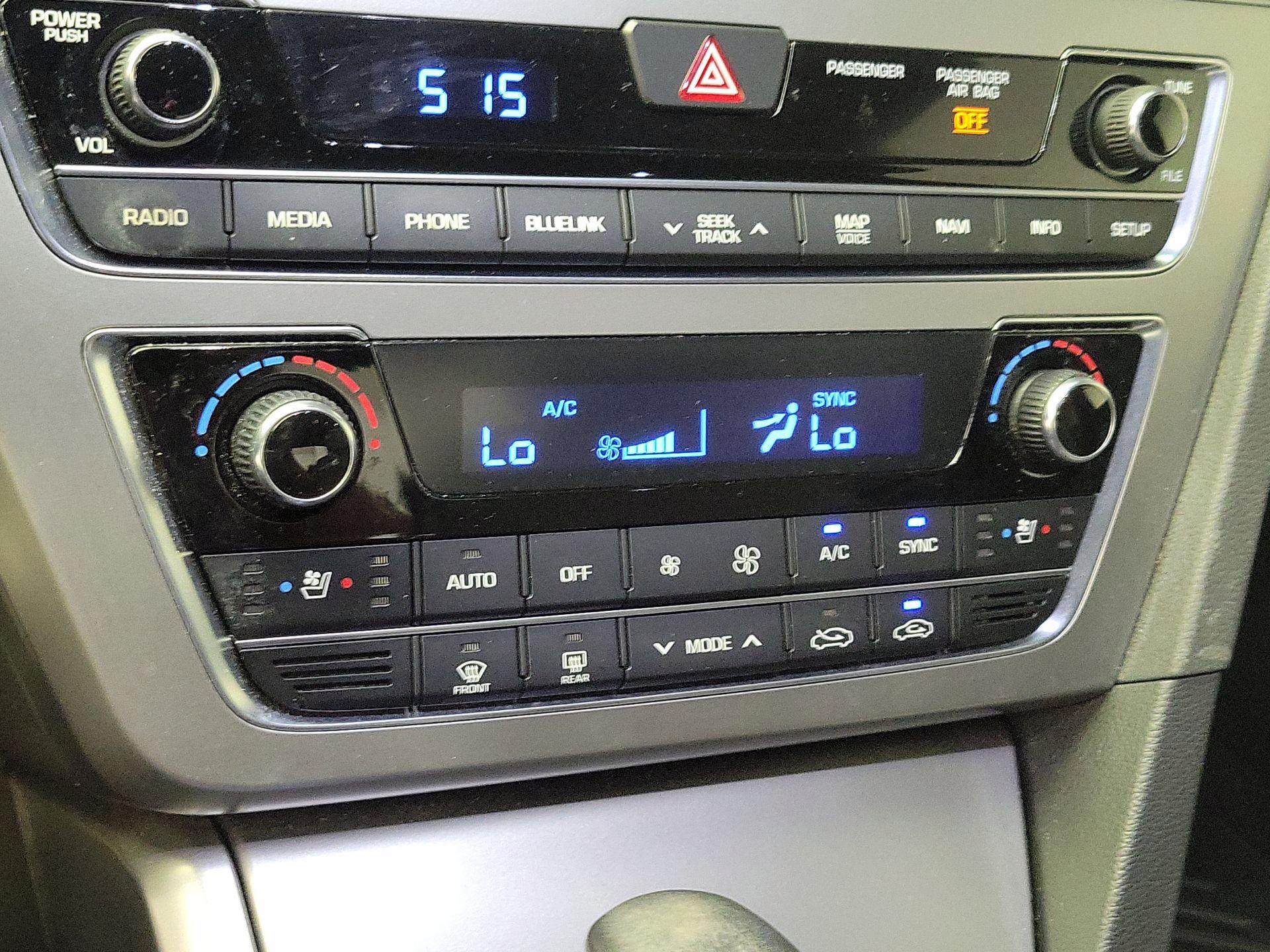 Thumbnail: 2015 Hyundai Sonata - 16