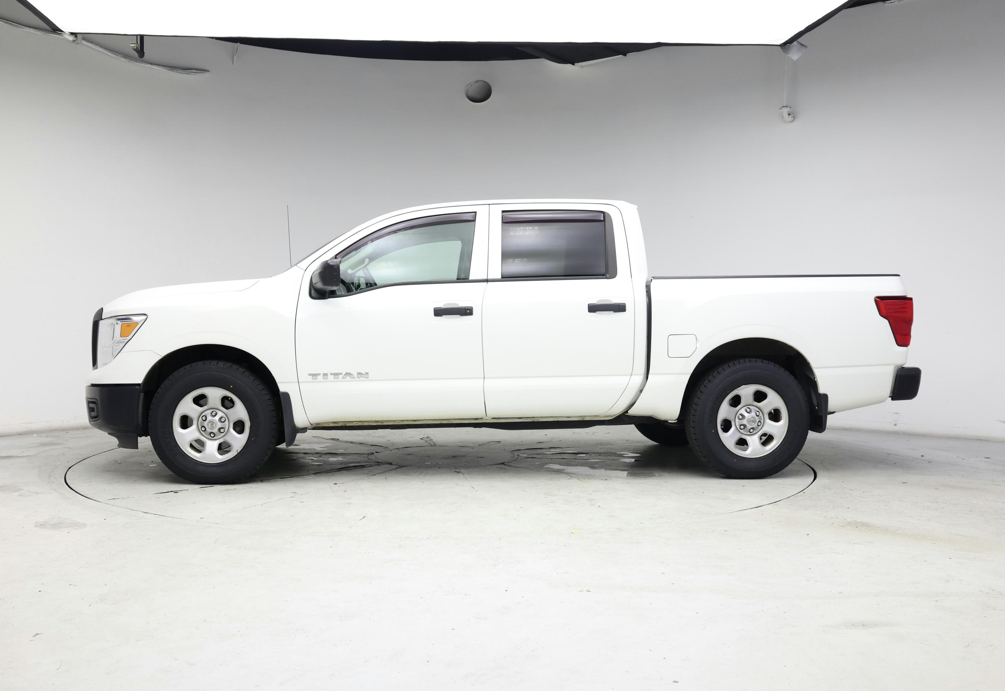 Thumbnail: 2018 Nissan Titan - 3