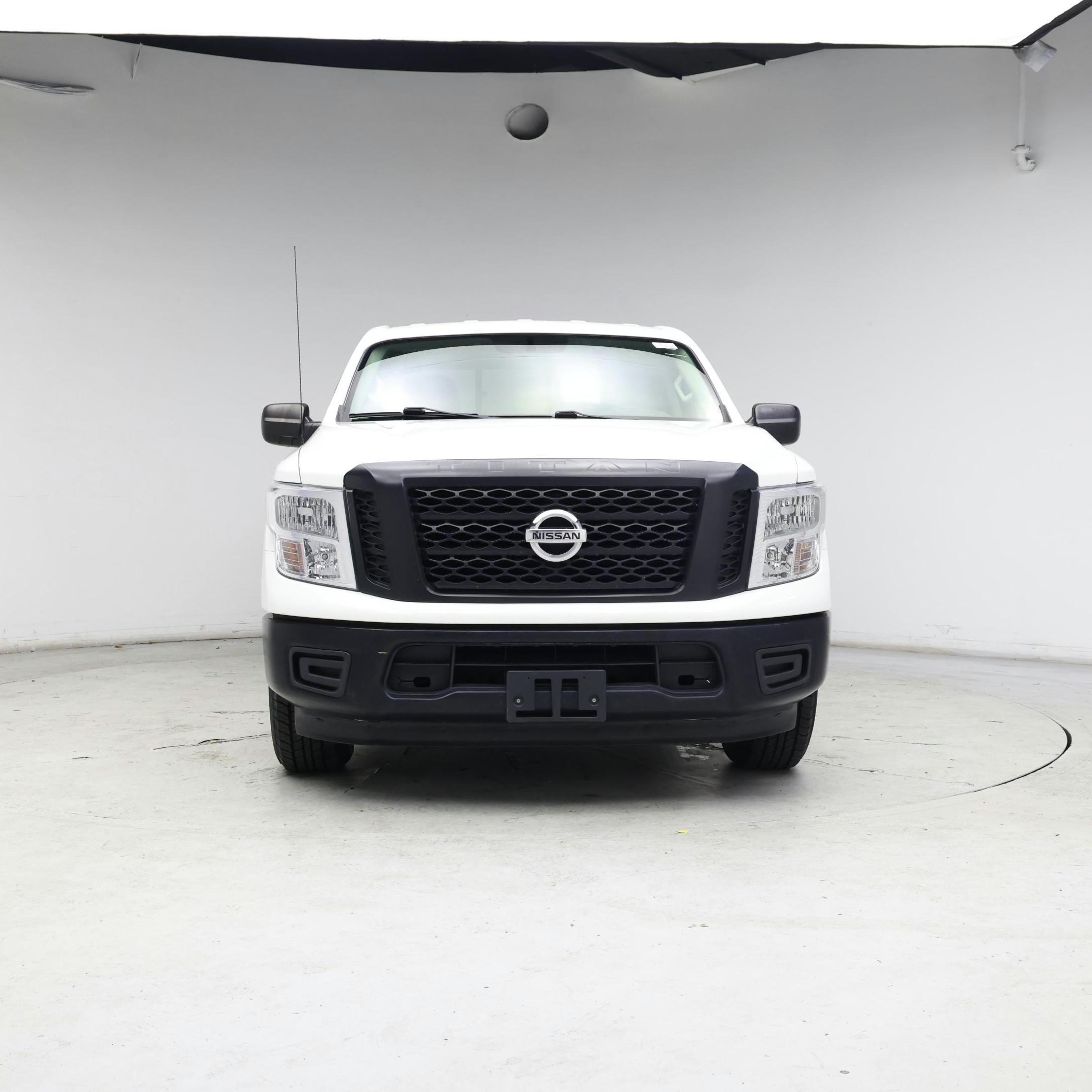 Thumbnail: 2018 Nissan Titan - 5