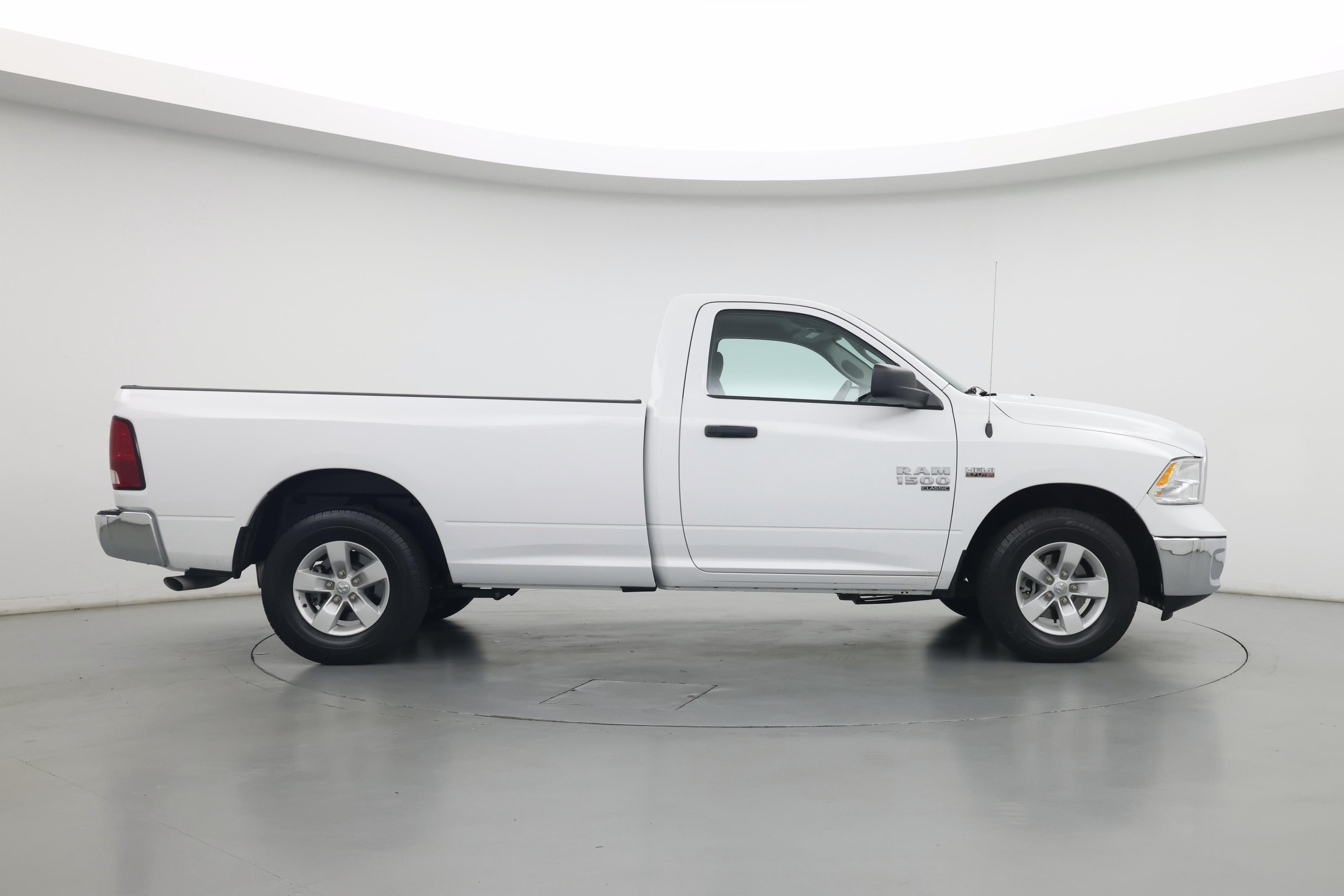 Thumbnail: 2020 RAM 1500 Classic - 7