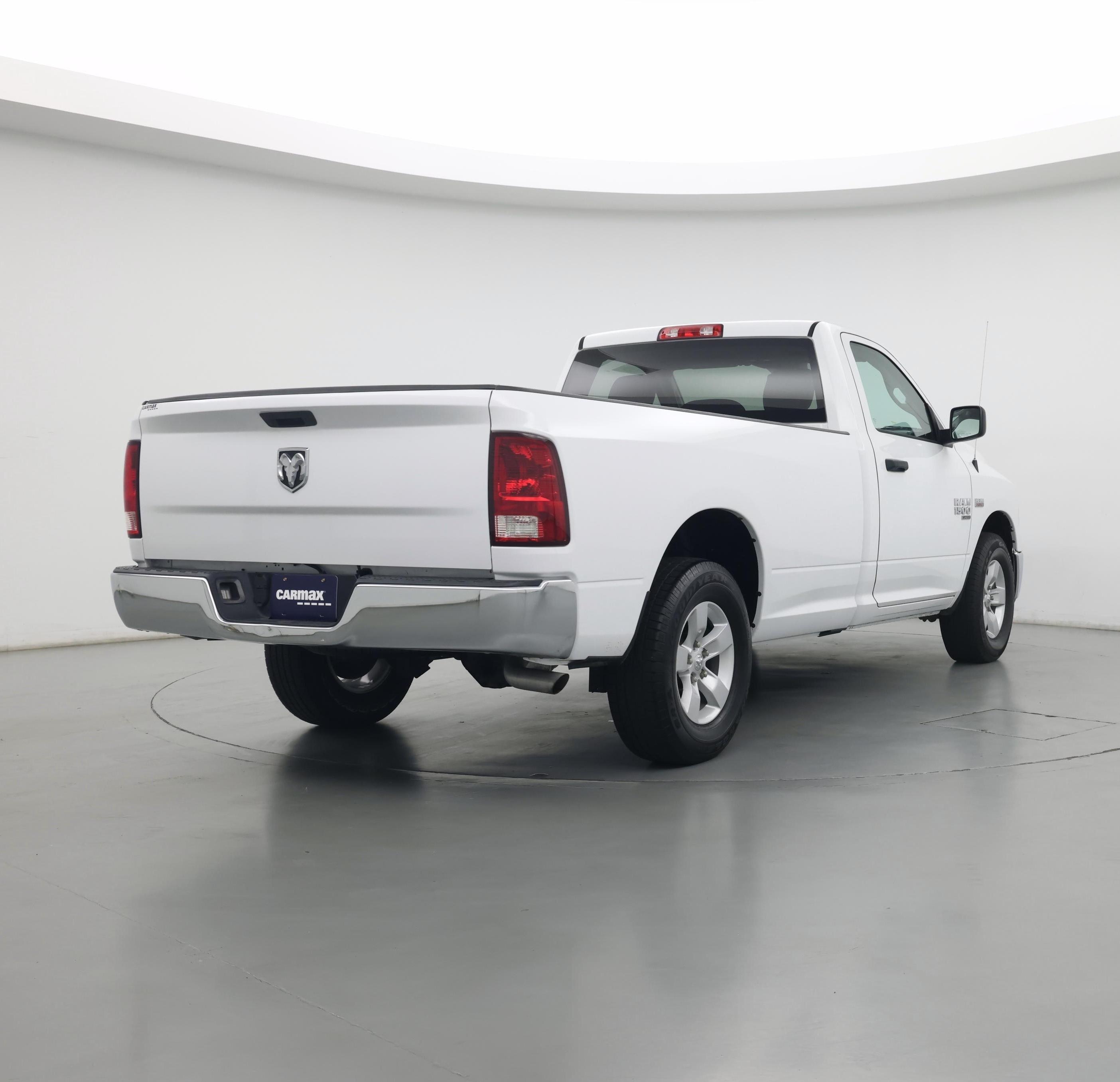 Thumbnail: 2020 RAM 1500 Classic - 8
