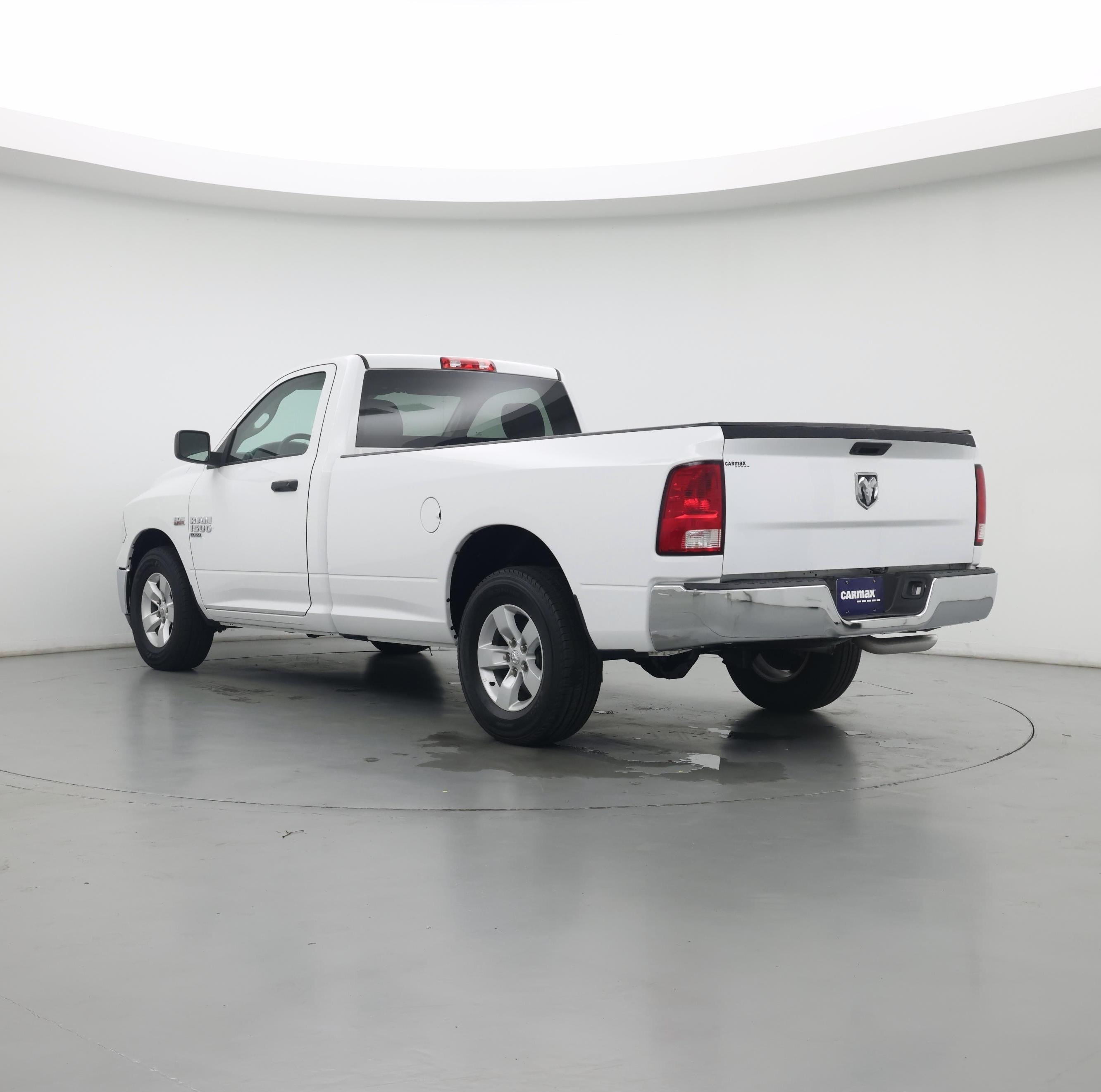 Thumbnail: 2020 RAM 1500 Classic - 2