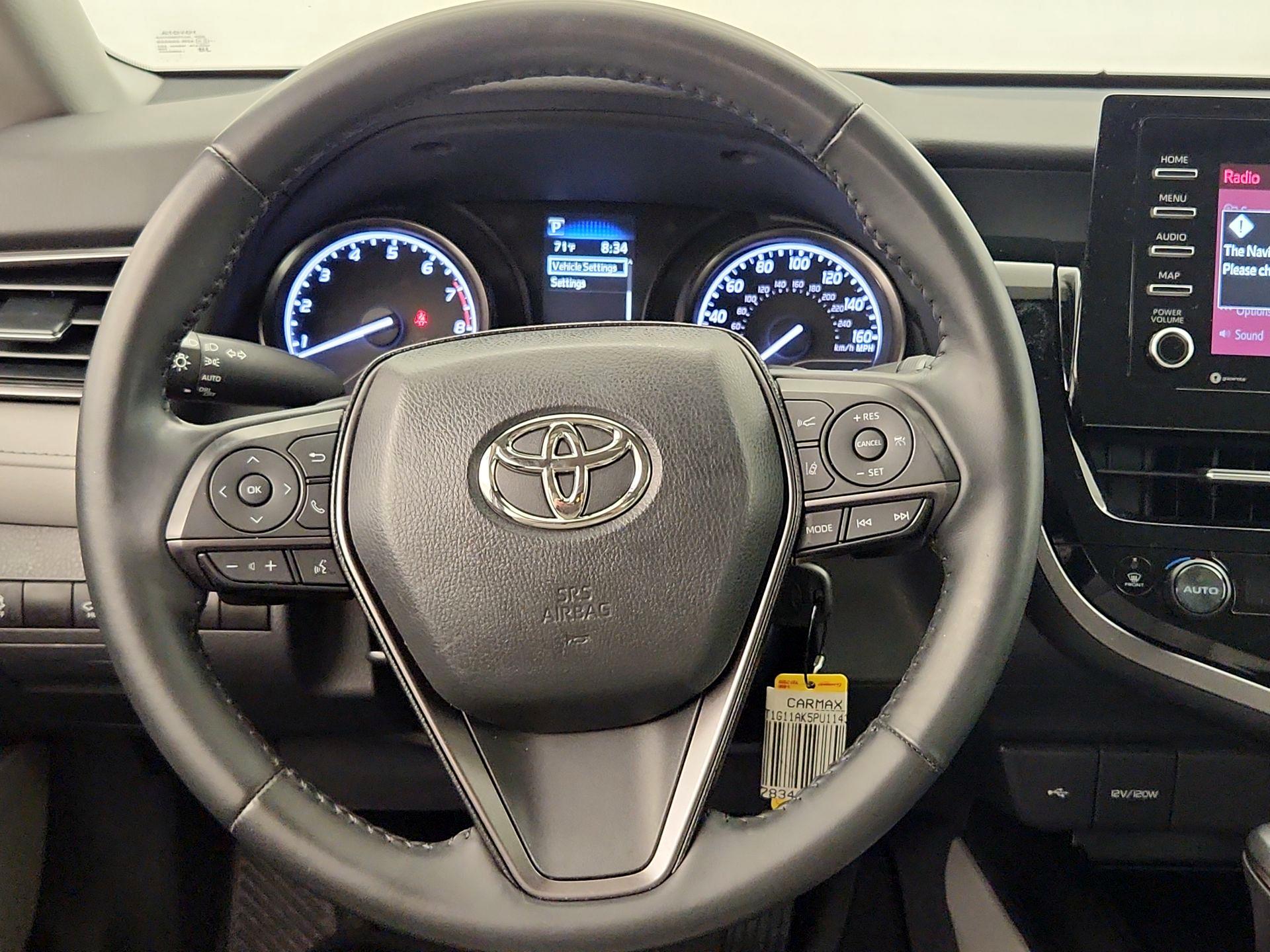 Thumbnail: 2023 Toyota Camry - 10