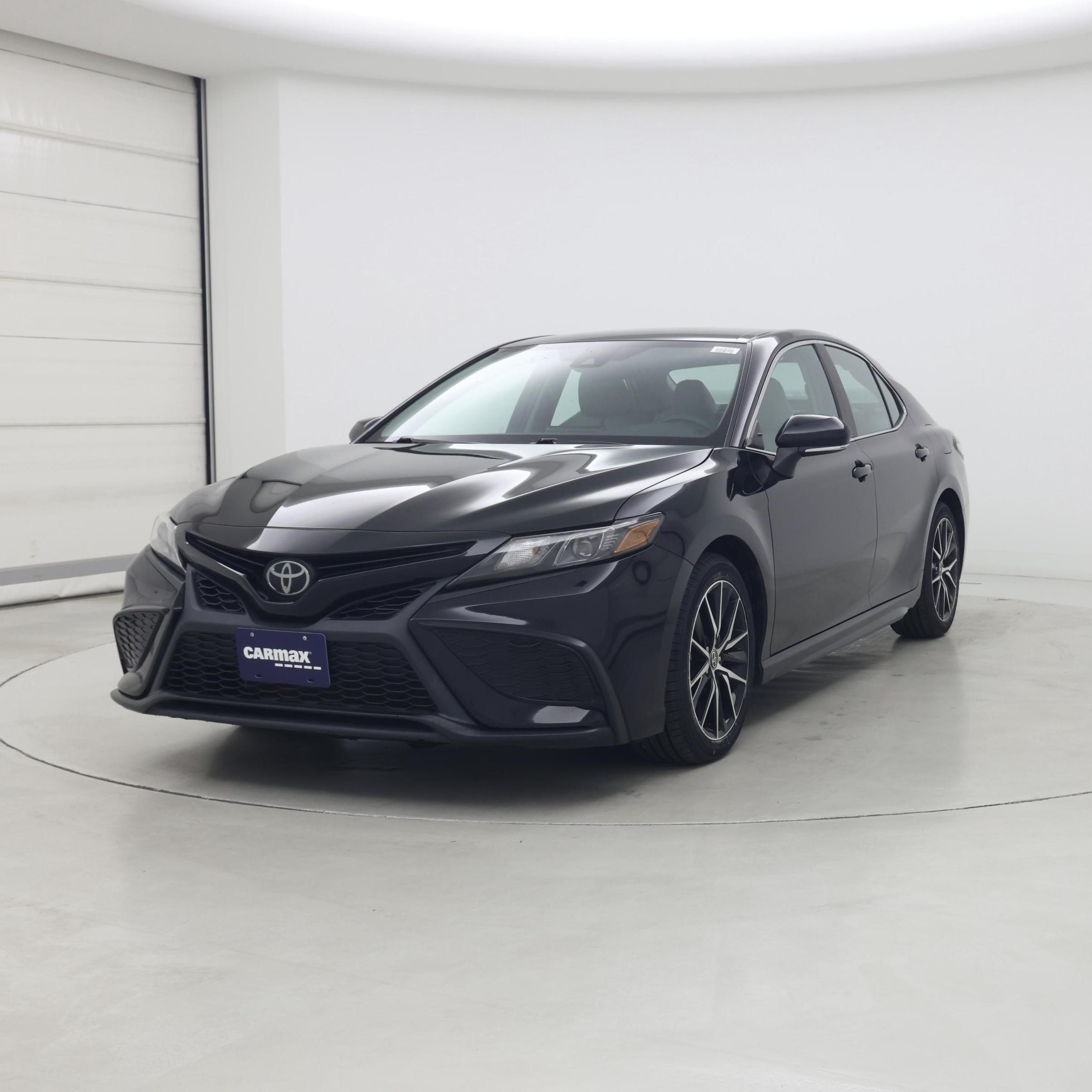 Thumbnail: 2023 Toyota Camry - 4