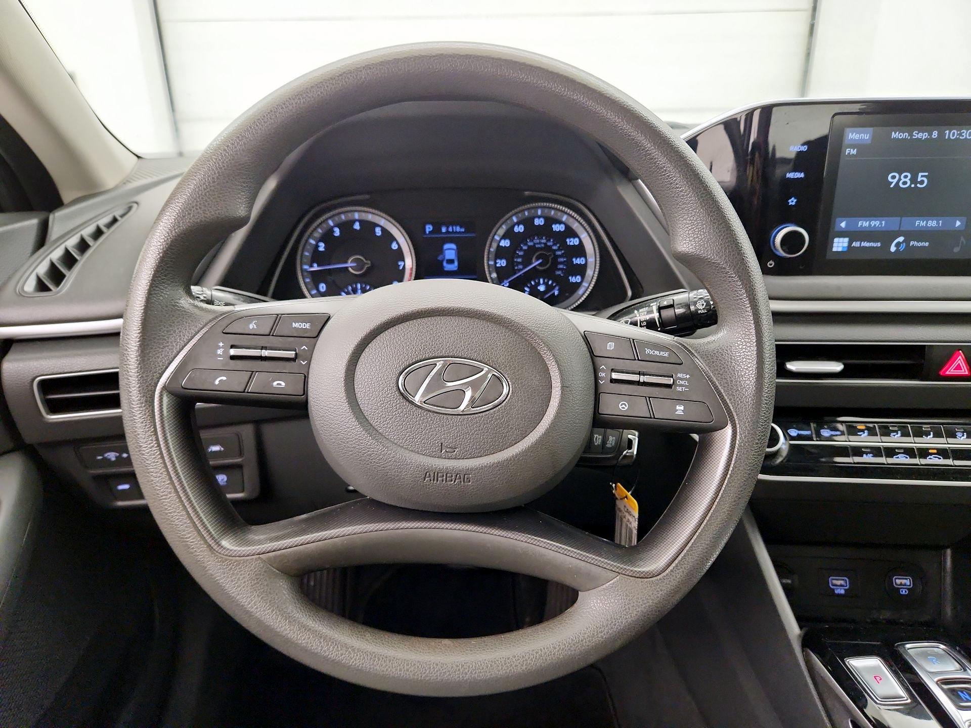 Thumbnail: 2020 Hyundai Sonata - 10