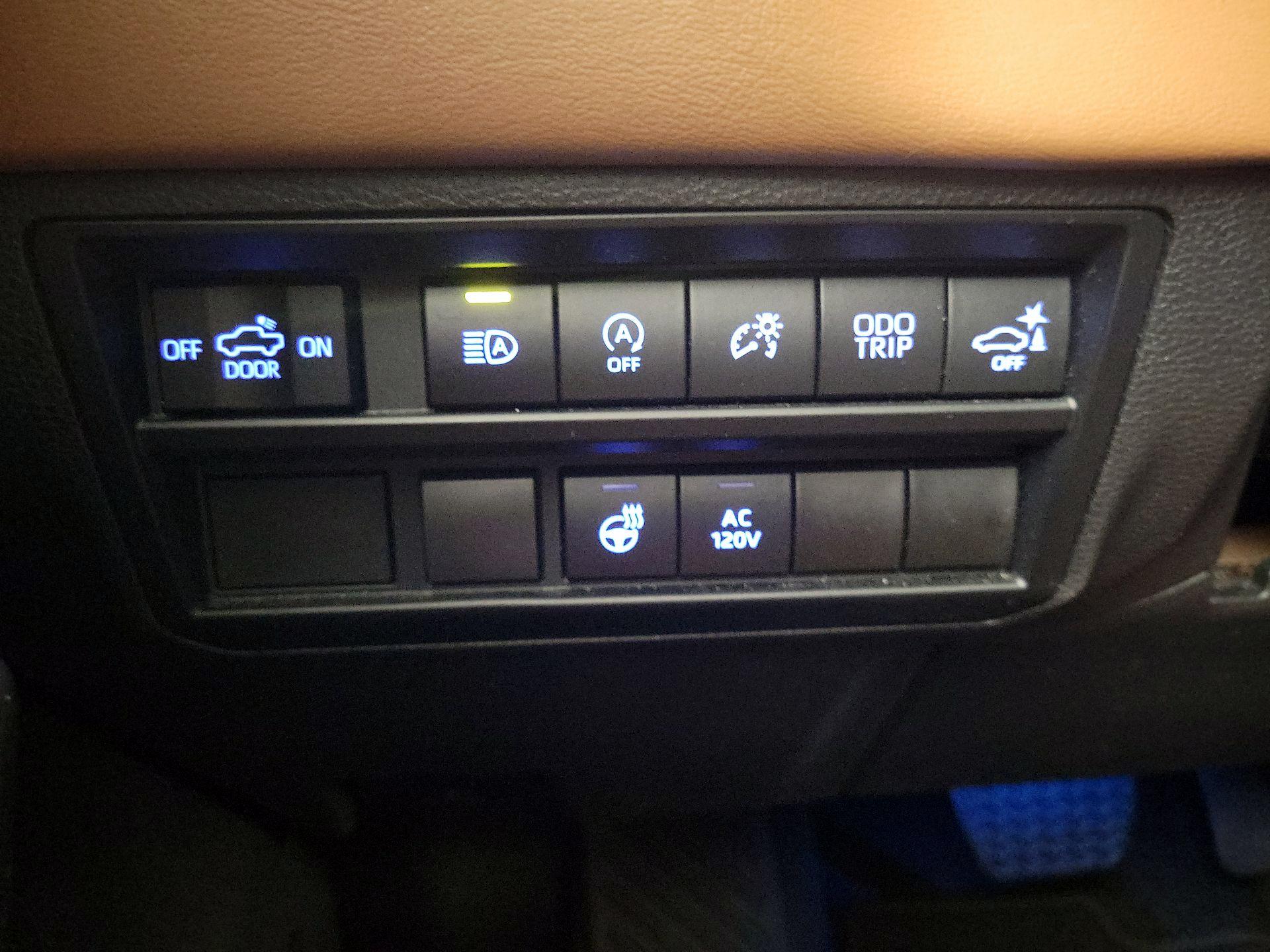 Thumbnail: 2023 Toyota Tundra - 13