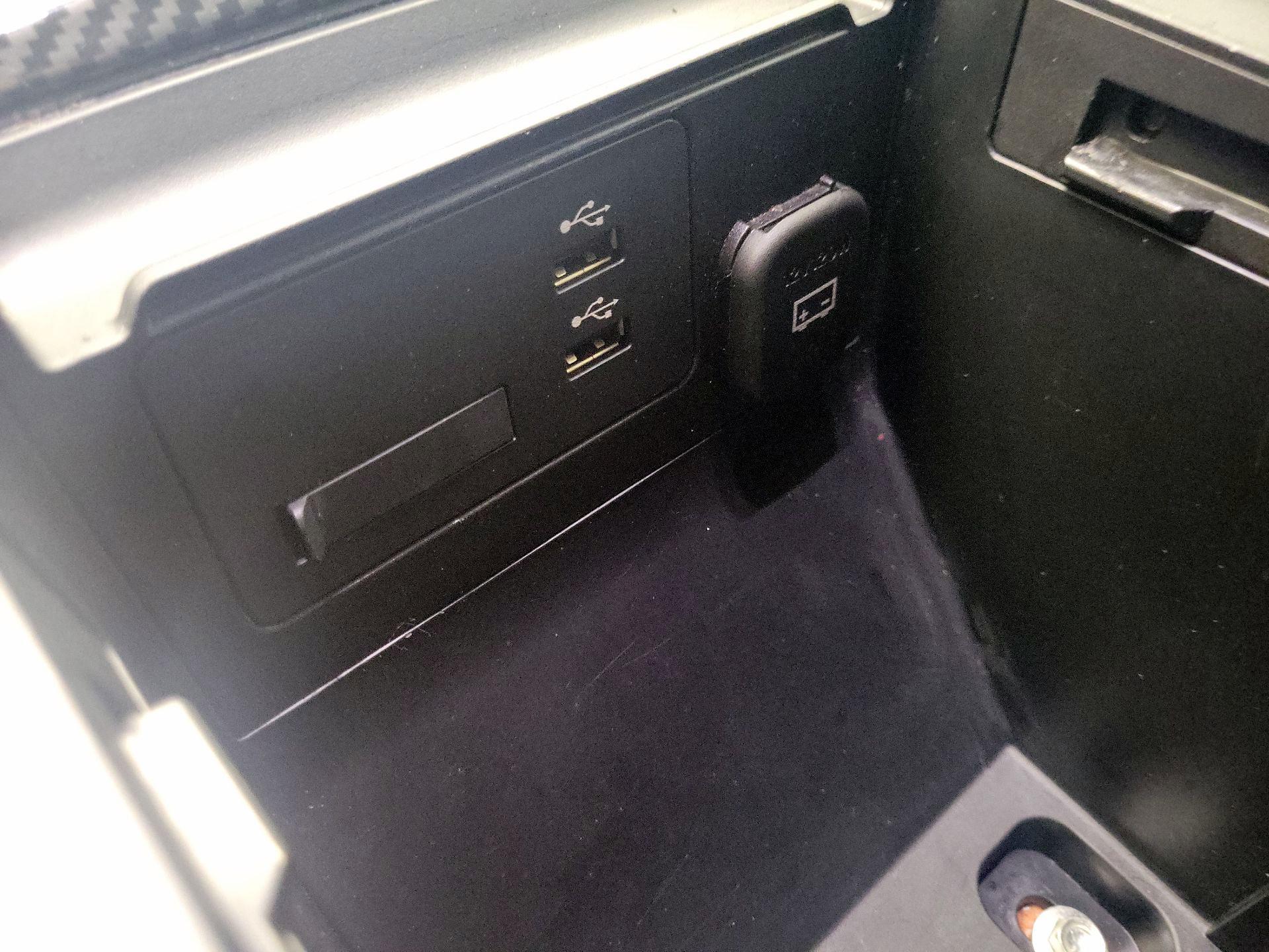 Thumbnail: 2023 Mazda Mazda3 - 18