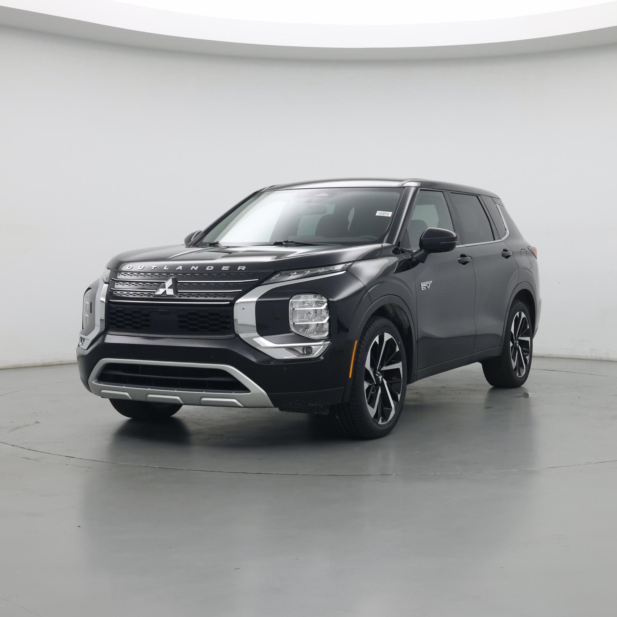 Thumbnail: 2023 Mitsubishi Outlander - 4