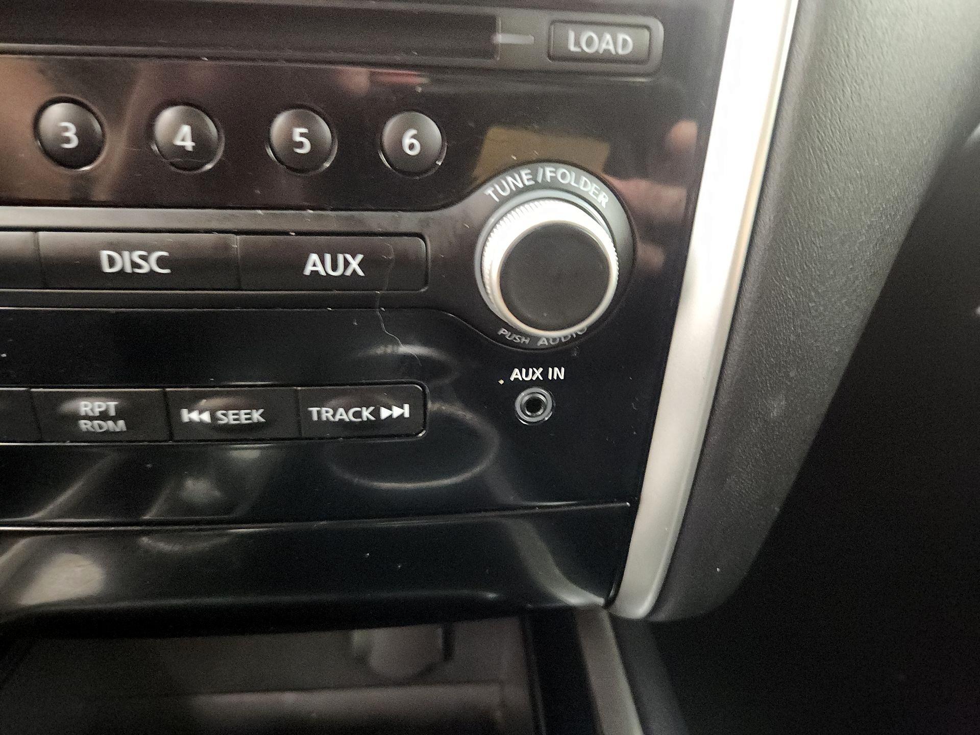 Thumbnail: 2016 Nissan Pathfinder - 18