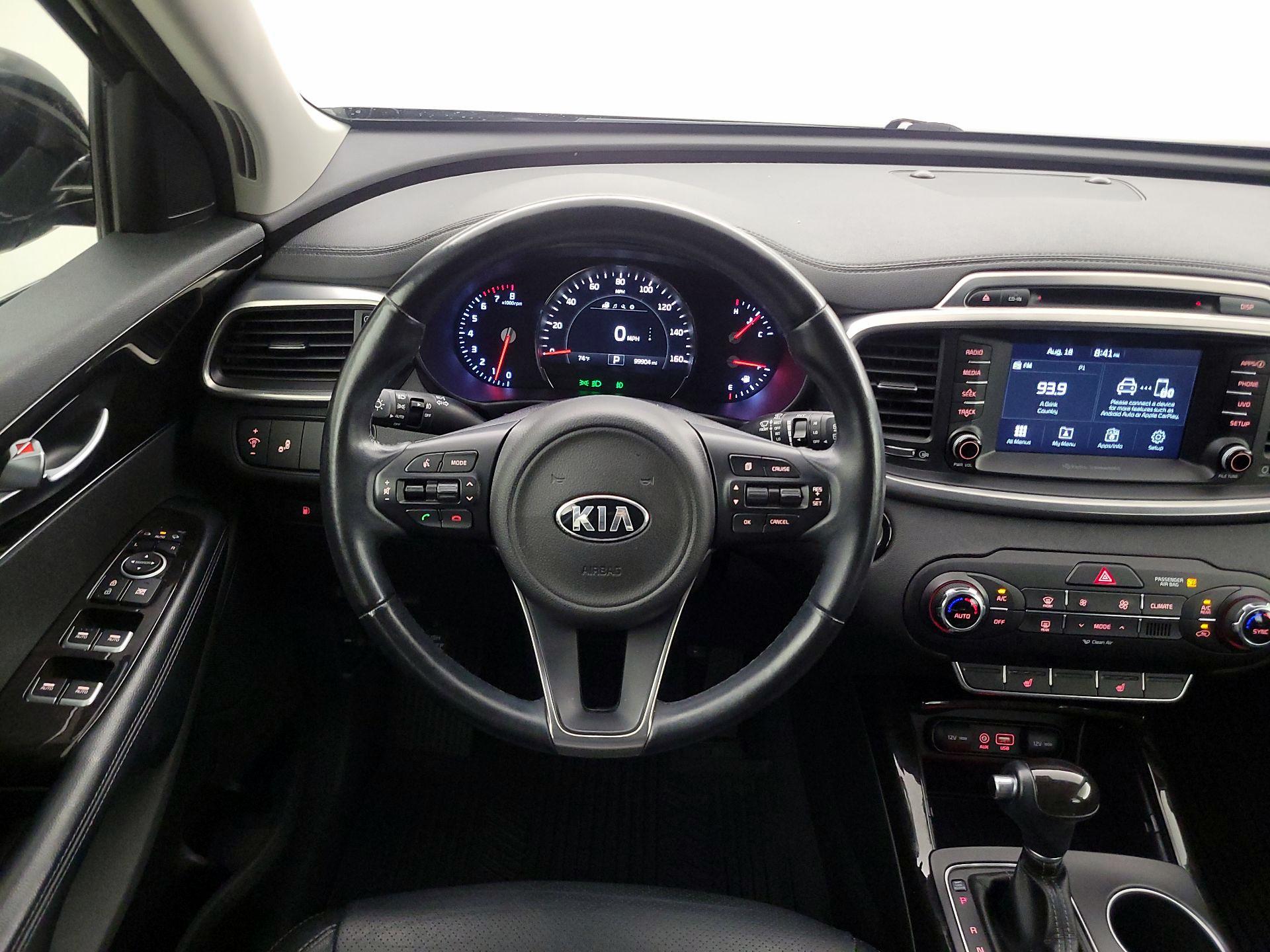 Thumbnail: 2018 Kia Sorento - 10