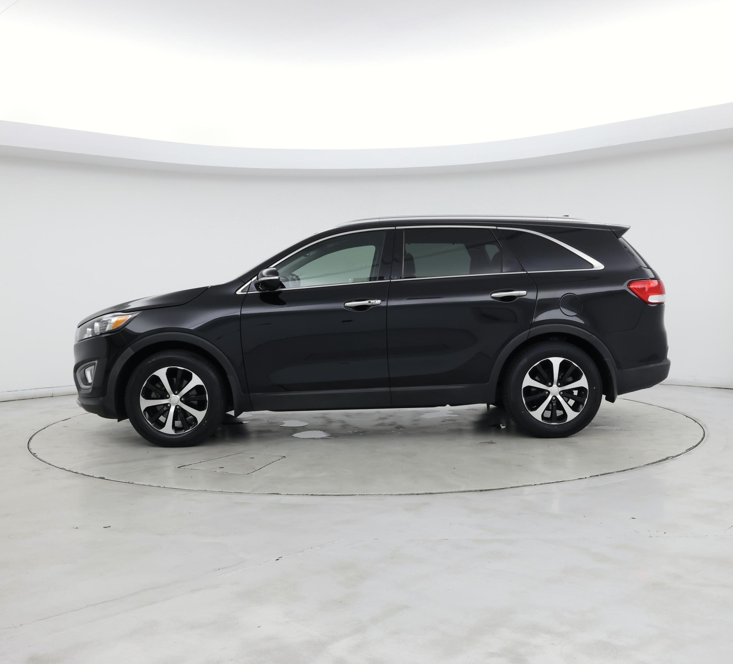 Thumbnail: 2018 Kia Sorento - 3