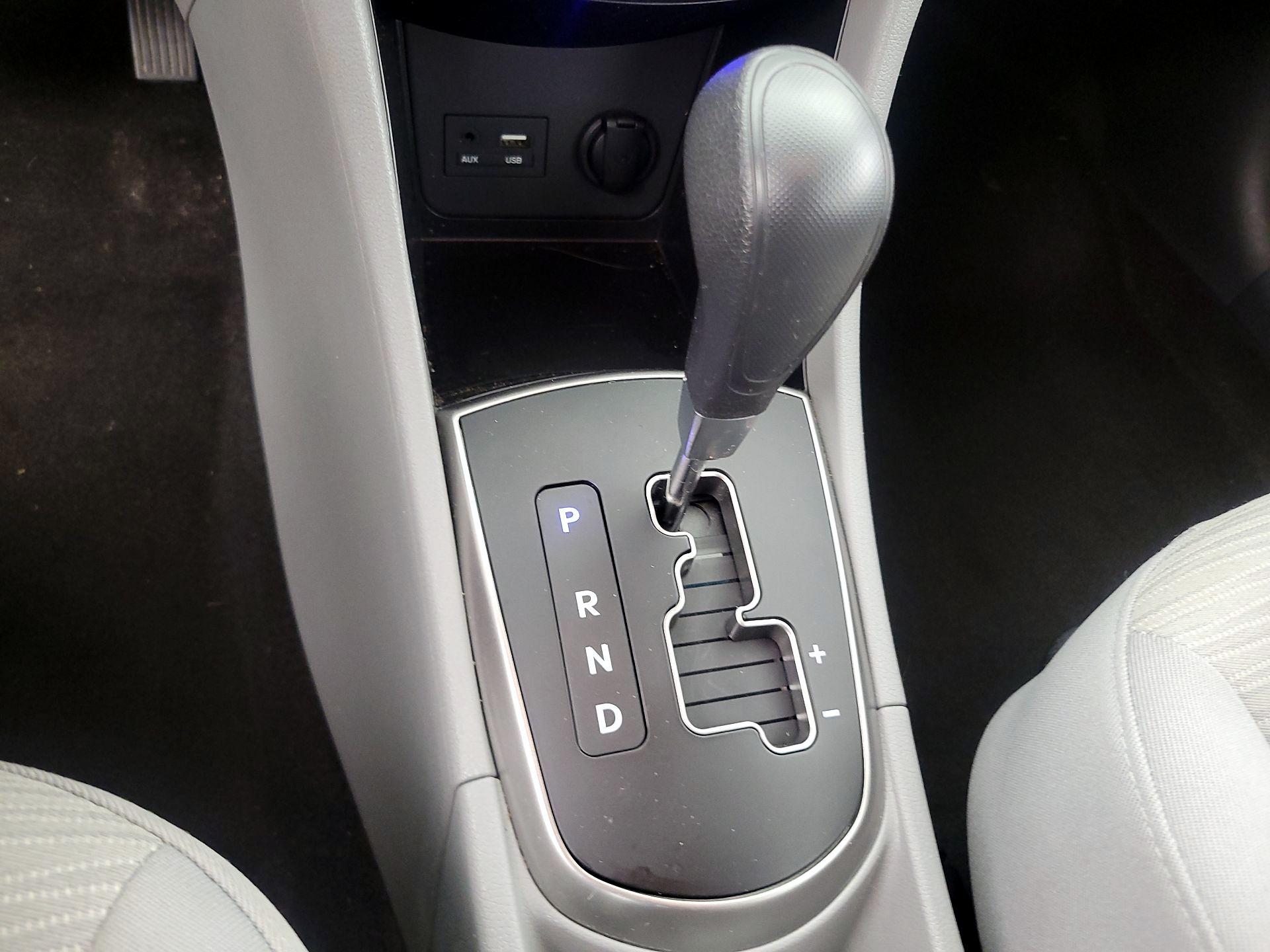 Thumbnail: 2017 Hyundai Accent - 16