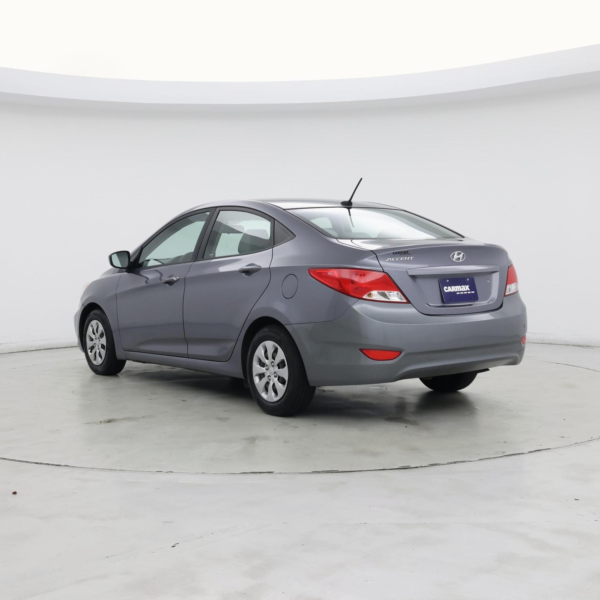 Thumbnail: 2017 Hyundai Accent - 2