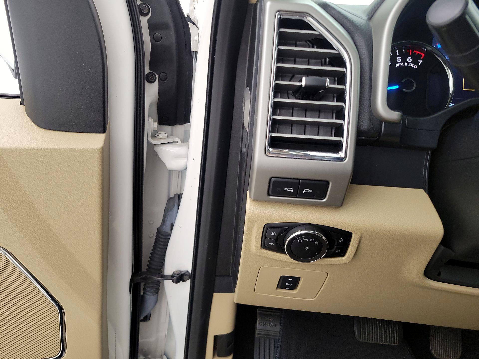 Thumbnail: 2016 Ford F-150 - 13