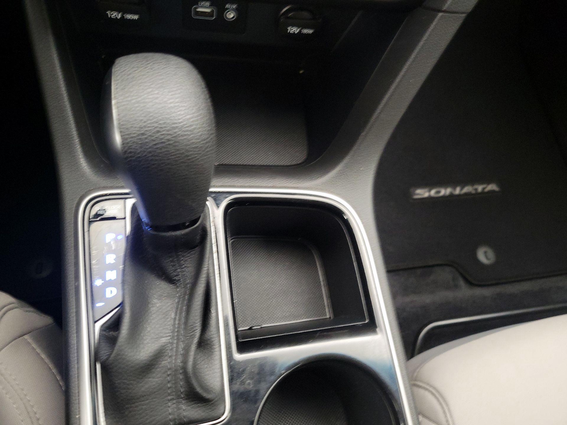 Thumbnail: 2018 Hyundai Sonata - 17
