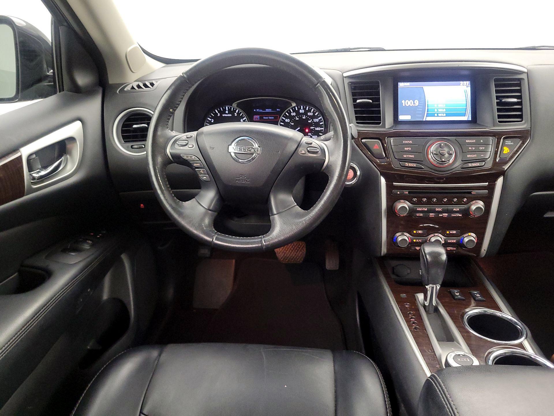 Thumbnail: 2014 Nissan Pathfinder - 10