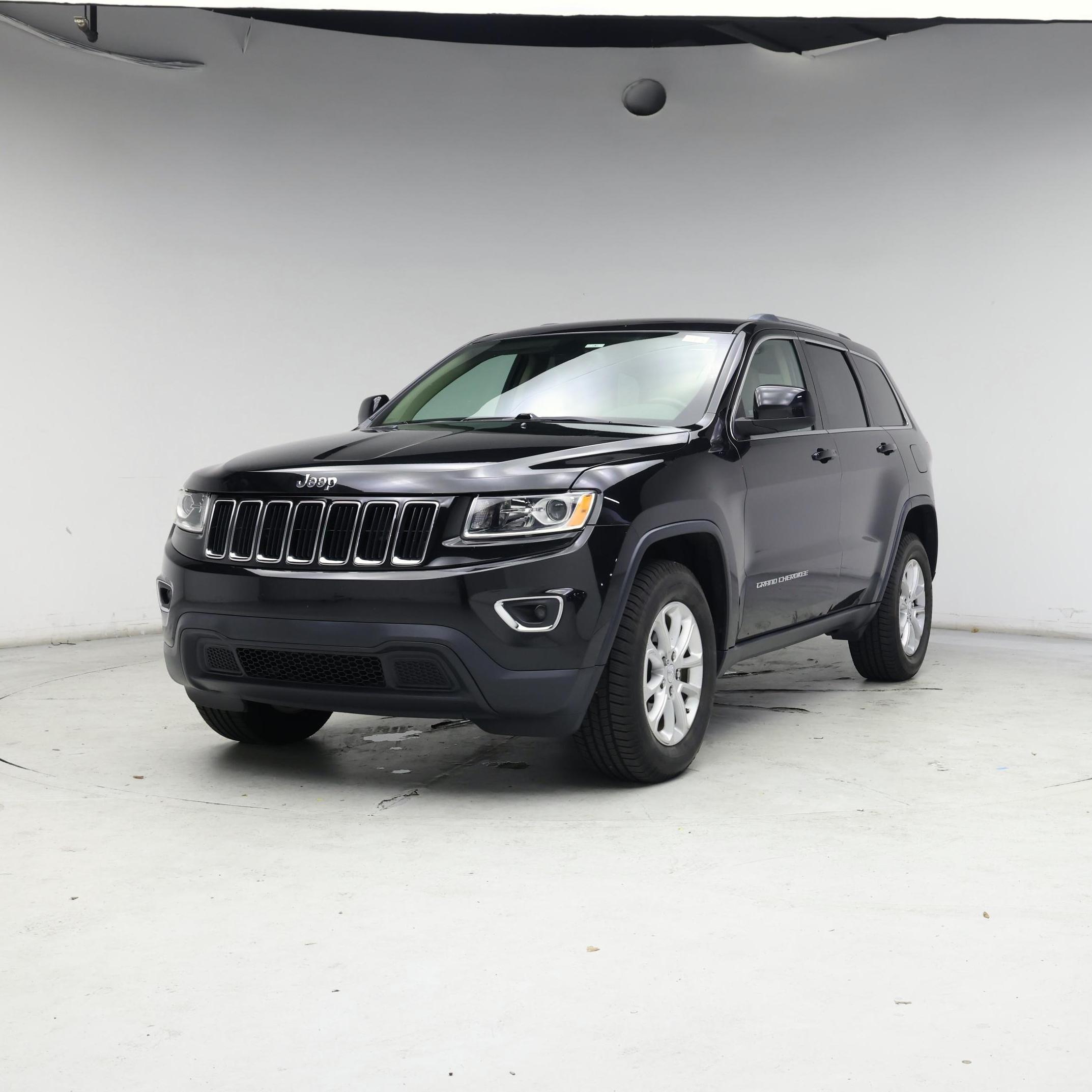 Thumbnail: 2015 Jeep Grand Cherokee - 4