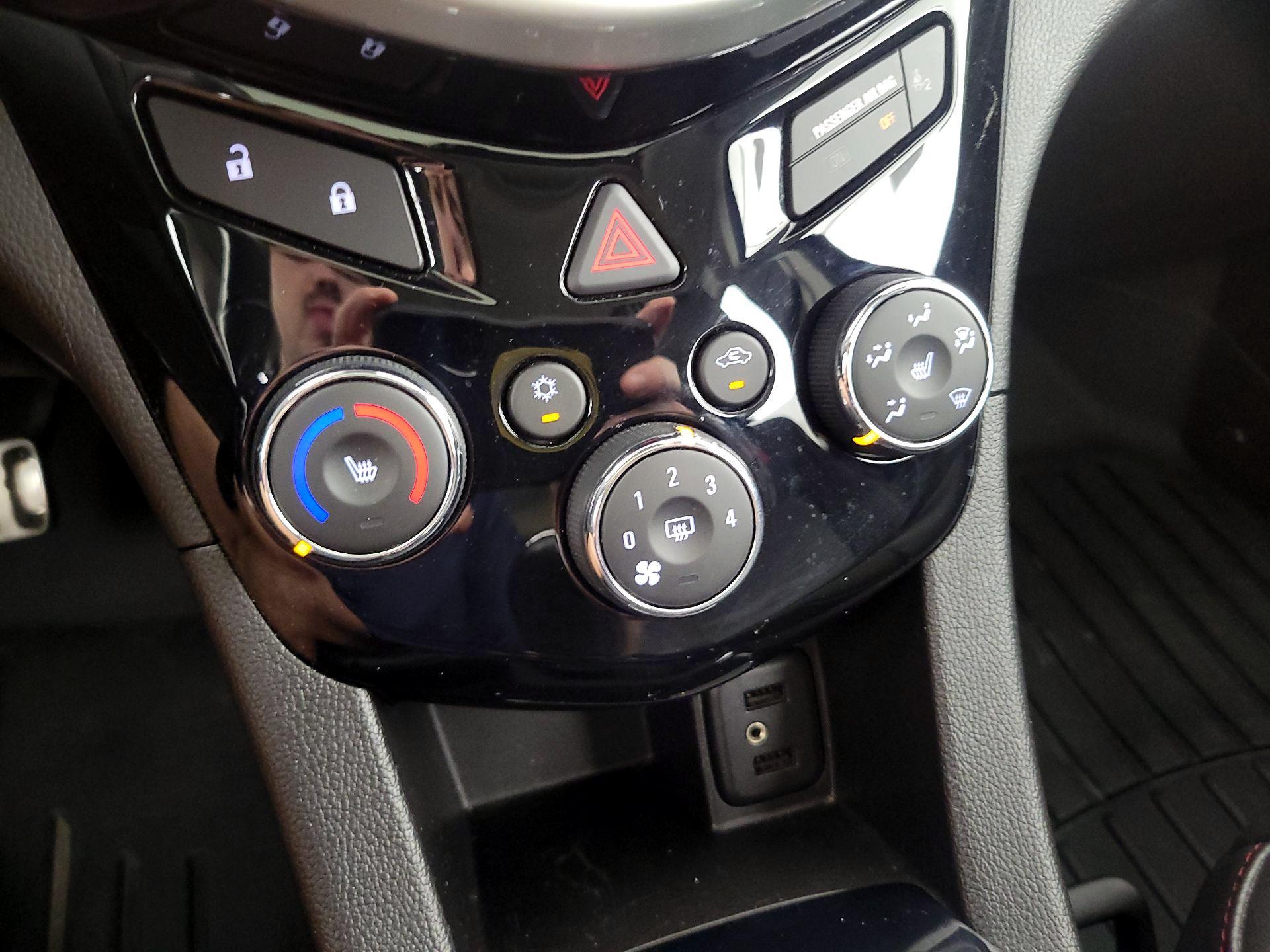 Thumbnail: 2019 Chevrolet Sonic - 16