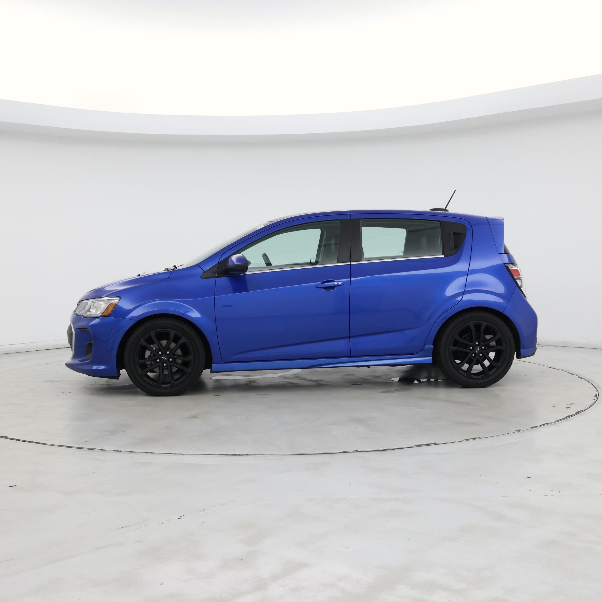Thumbnail: 2019 Chevrolet Sonic - 3