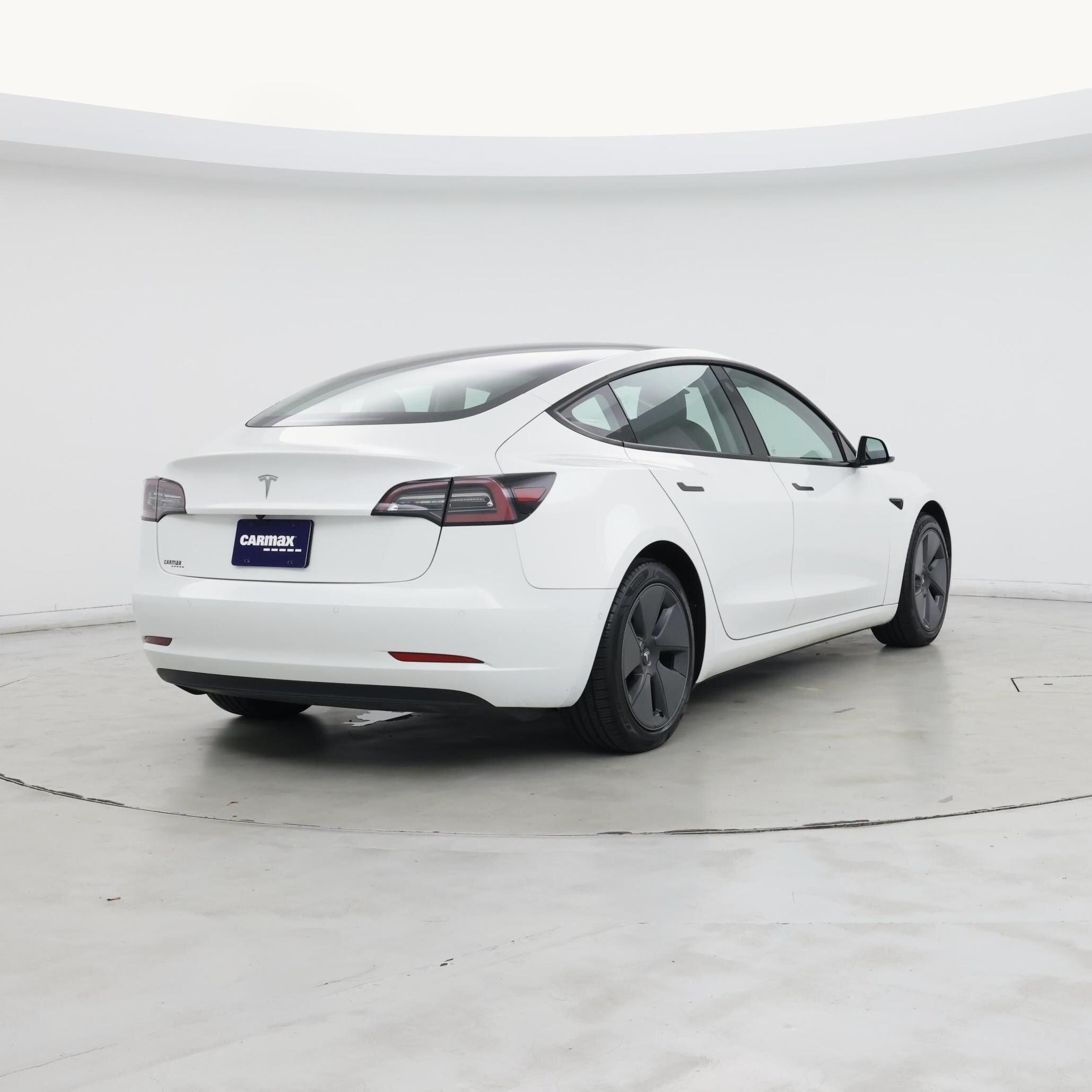 Thumbnail: 2021 Tesla Model 3 - 8