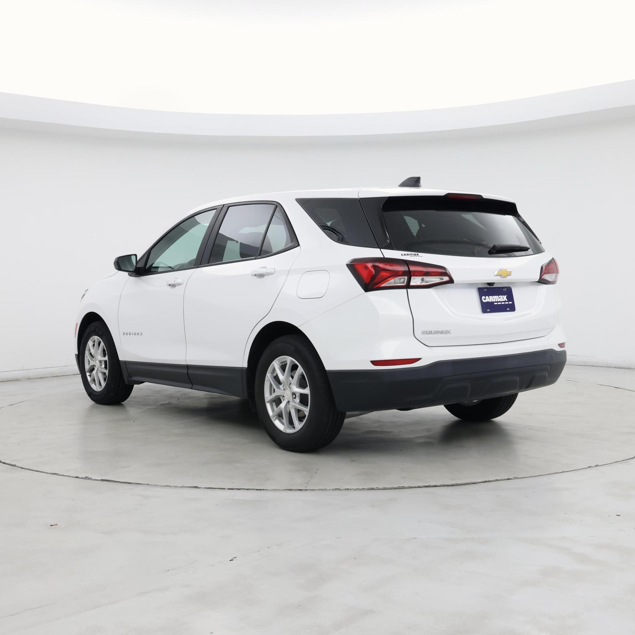 Thumbnail: 2023 Chevrolet Equinox - 2