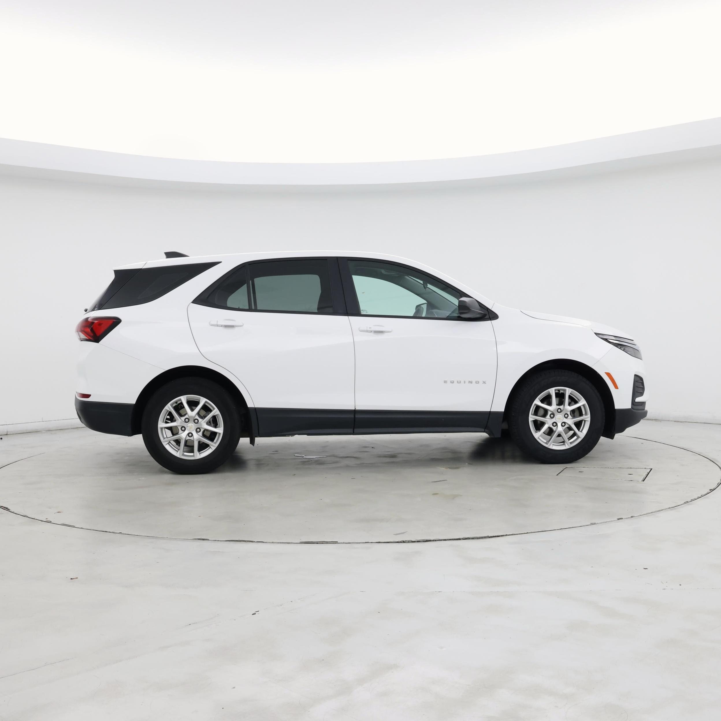 Thumbnail: 2023 Chevrolet Equinox - 7