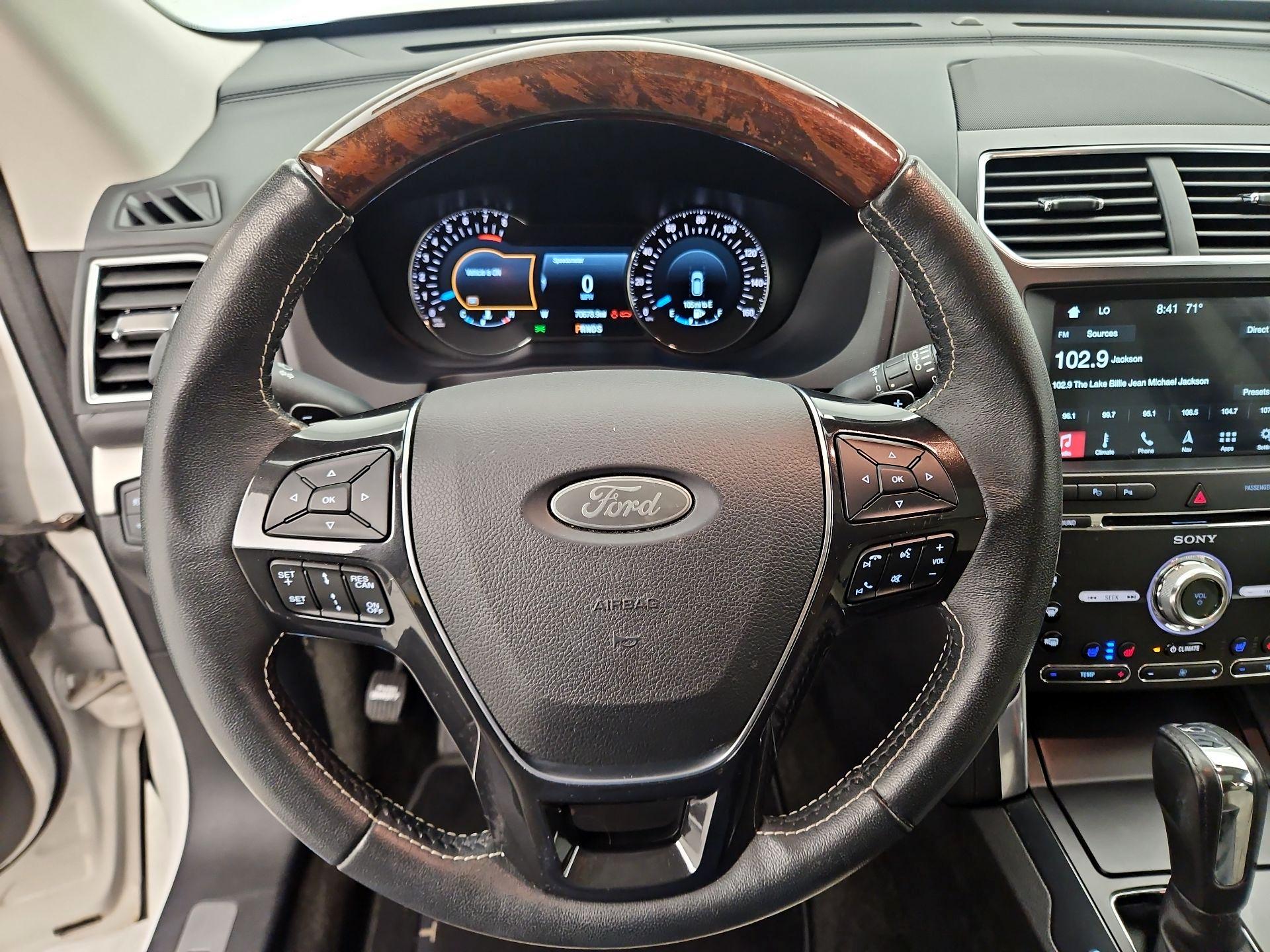 Thumbnail: 2017 Ford Explorer - 10
