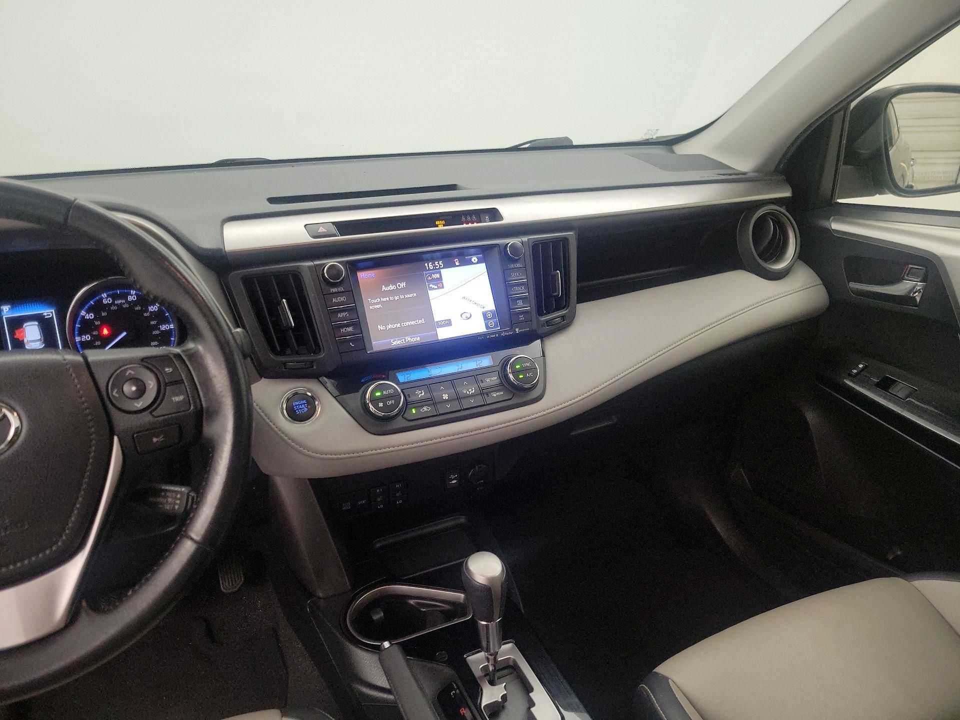Thumbnail: 2017 Toyota RAV4 - 9