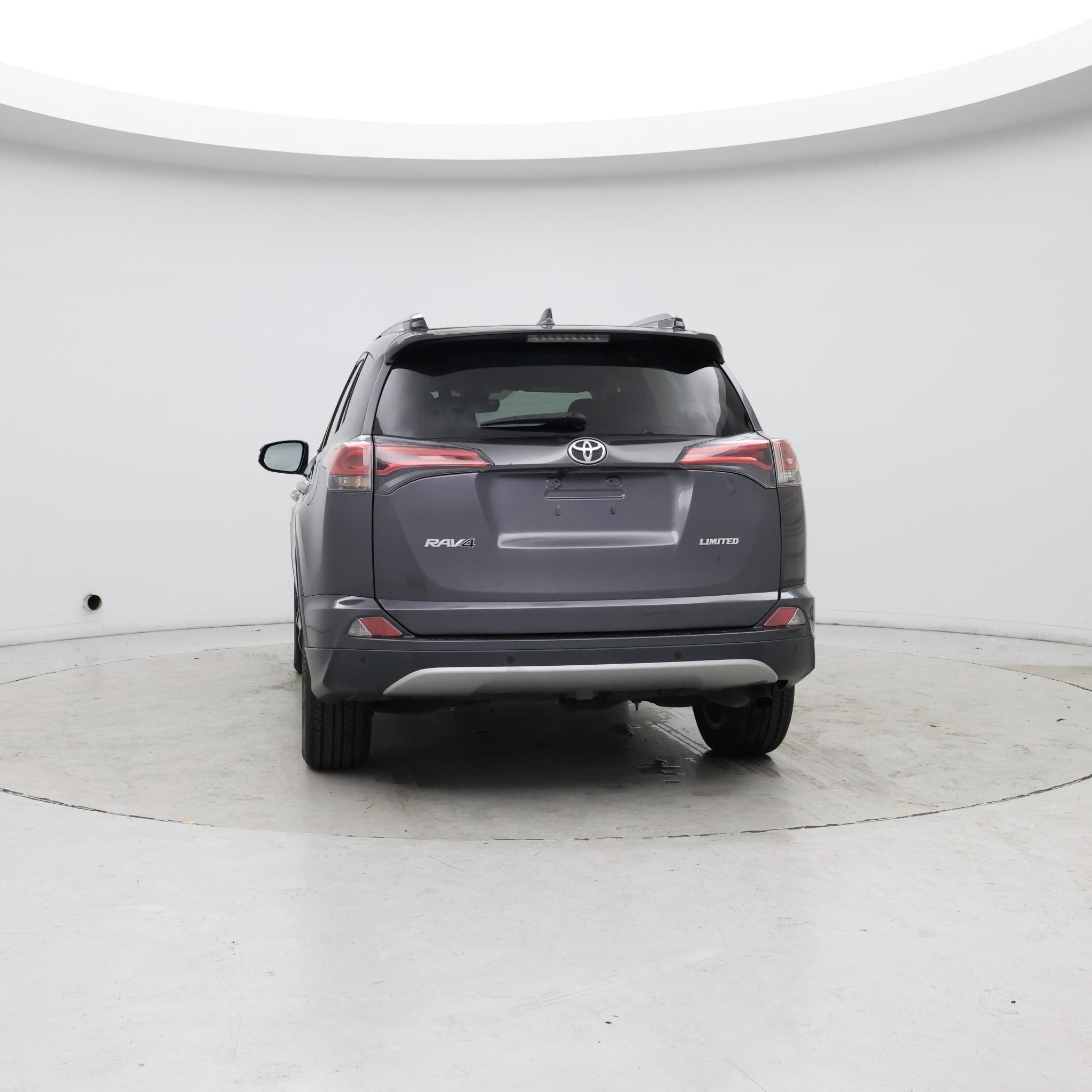 Thumbnail: 2017 Toyota RAV4 - 6