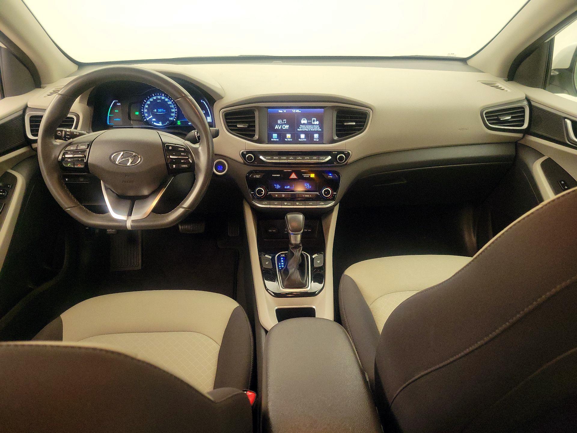 Thumbnail: 2017 Hyundai Ioniq - 9