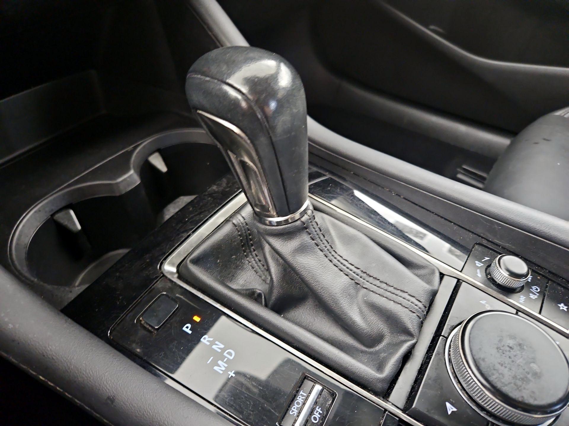 Thumbnail: 2021 Mazda Mazda3 - 17