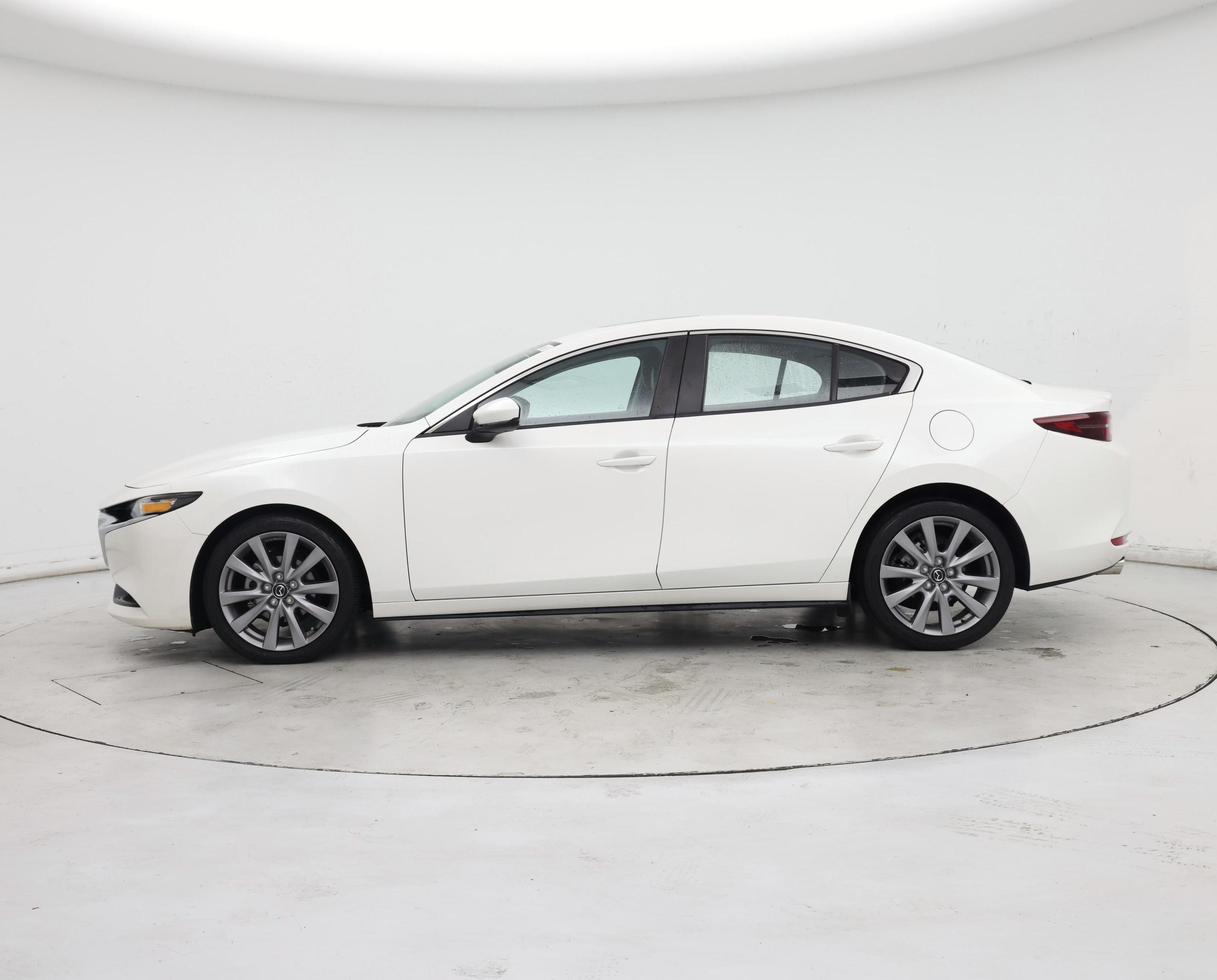 Thumbnail: 2021 Mazda Mazda3 - 3
