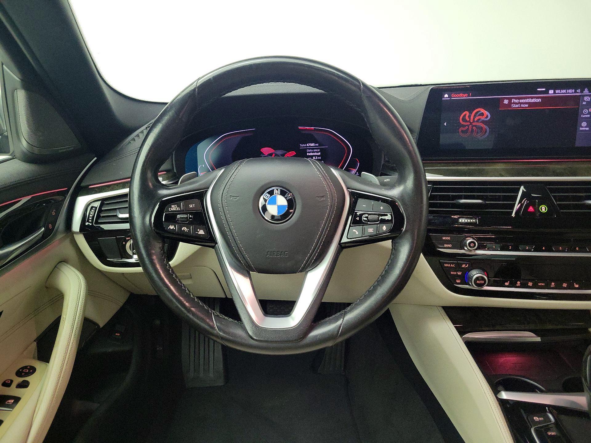 Thumbnail: 2020 BMW 5 Series - 10