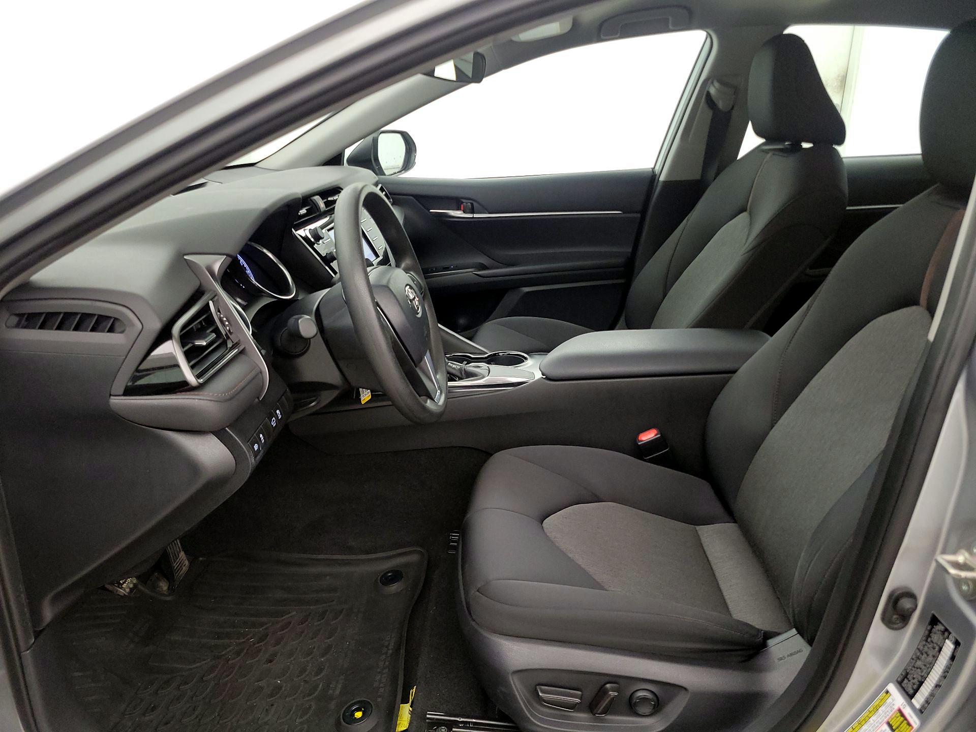 Thumbnail: 2019 Toyota Camry - 11