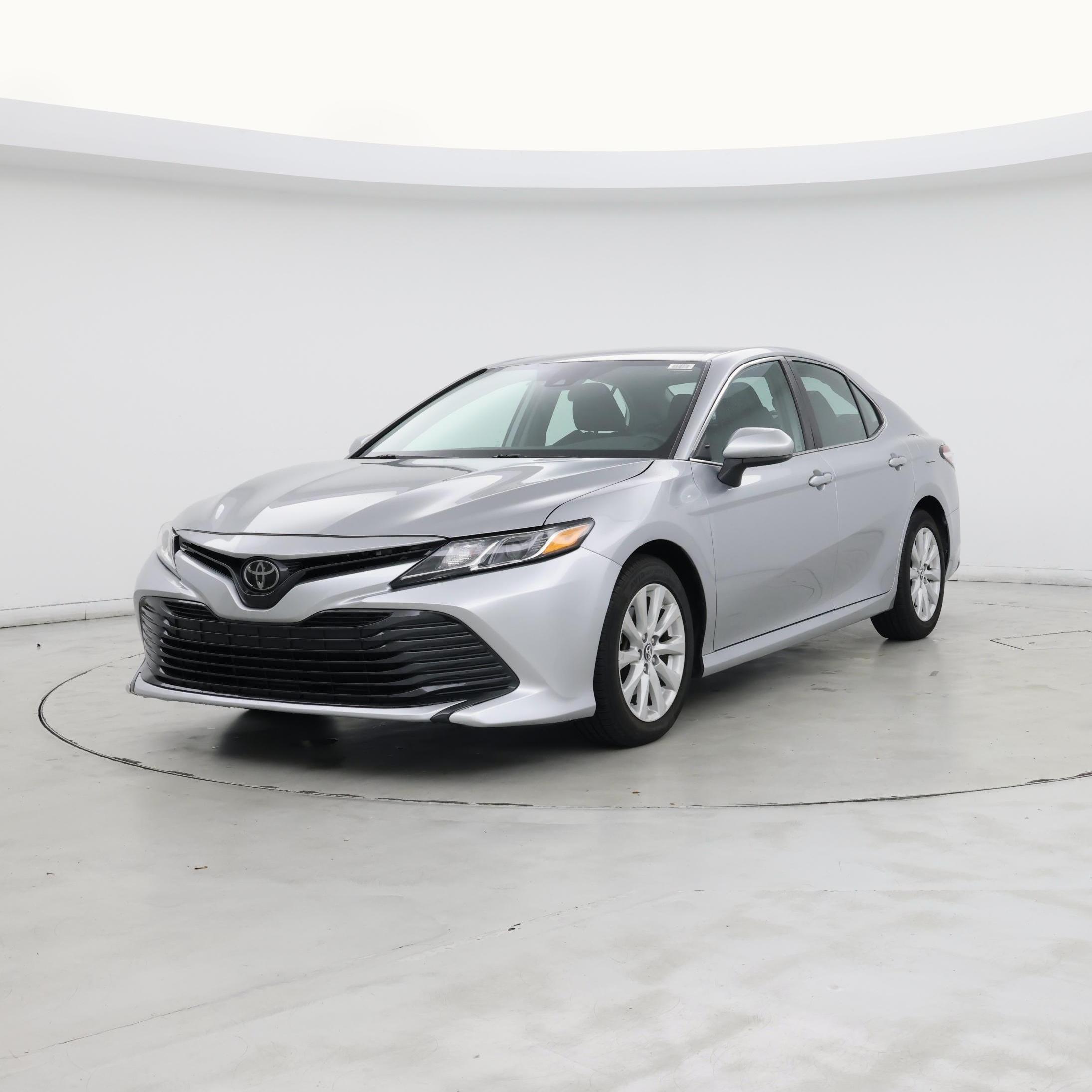 Thumbnail: 2019 Toyota Camry - 4