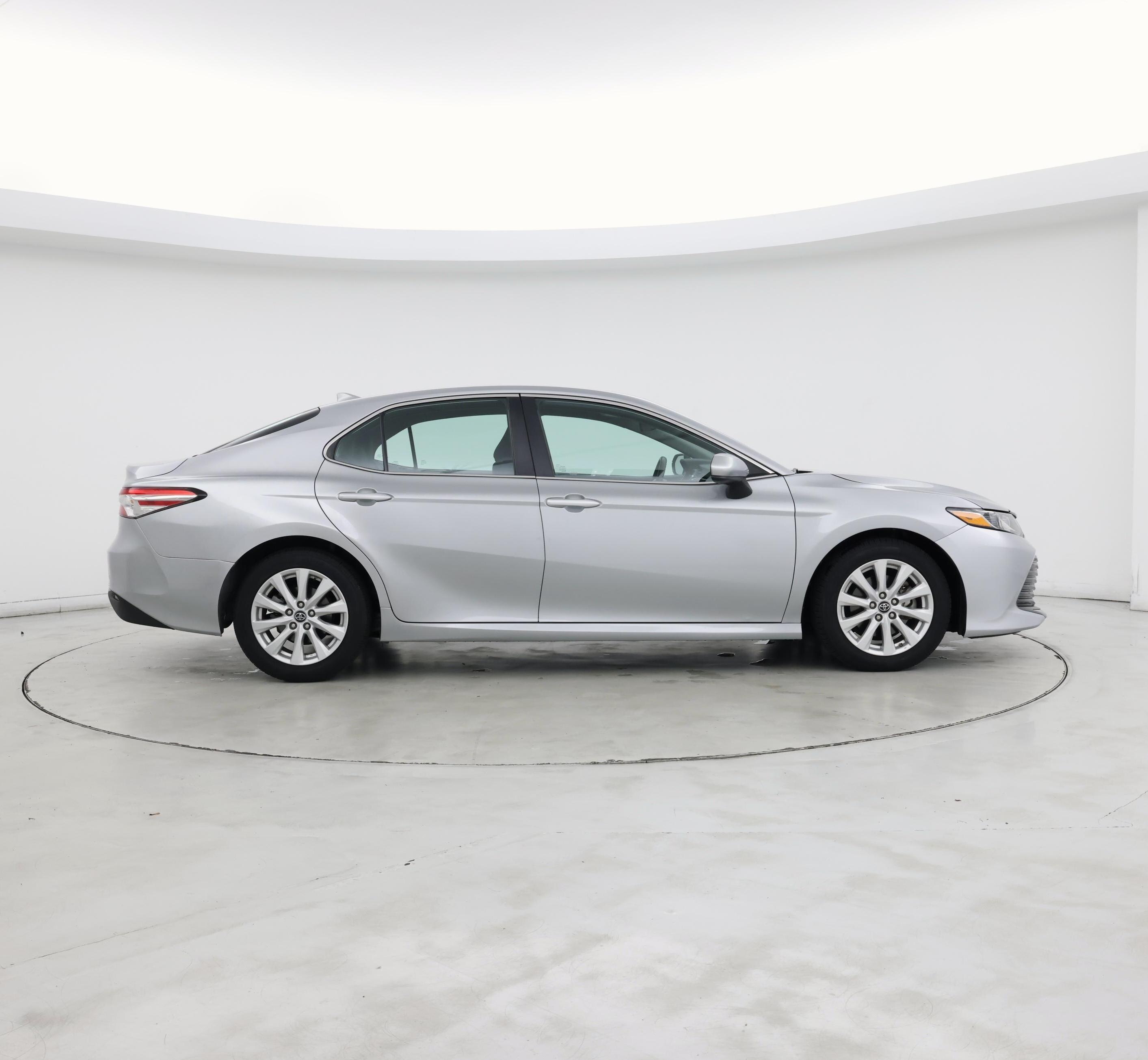 Thumbnail: 2019 Toyota Camry - 7