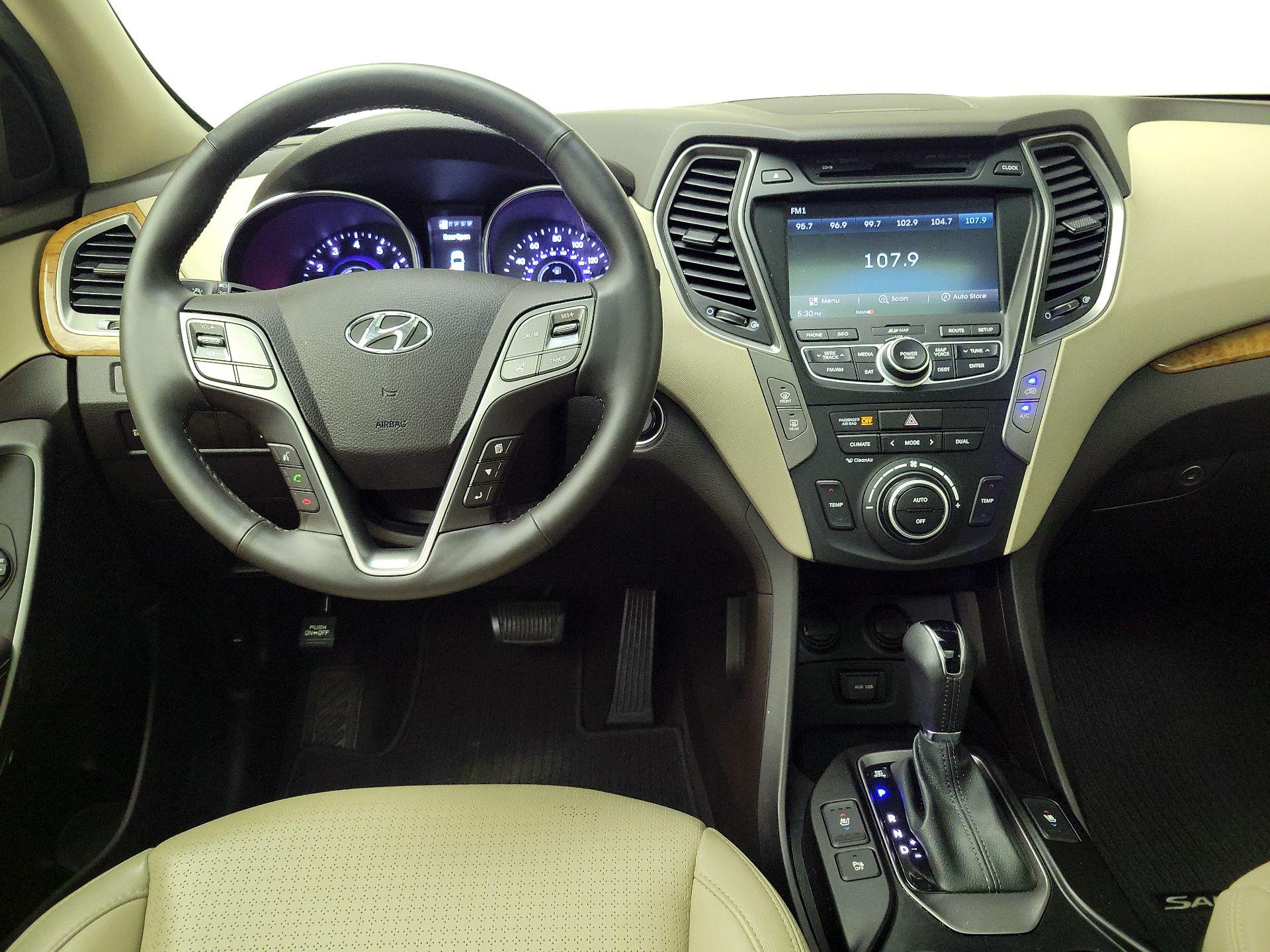 Thumbnail: 2014 Hyundai Santa Fe - 10