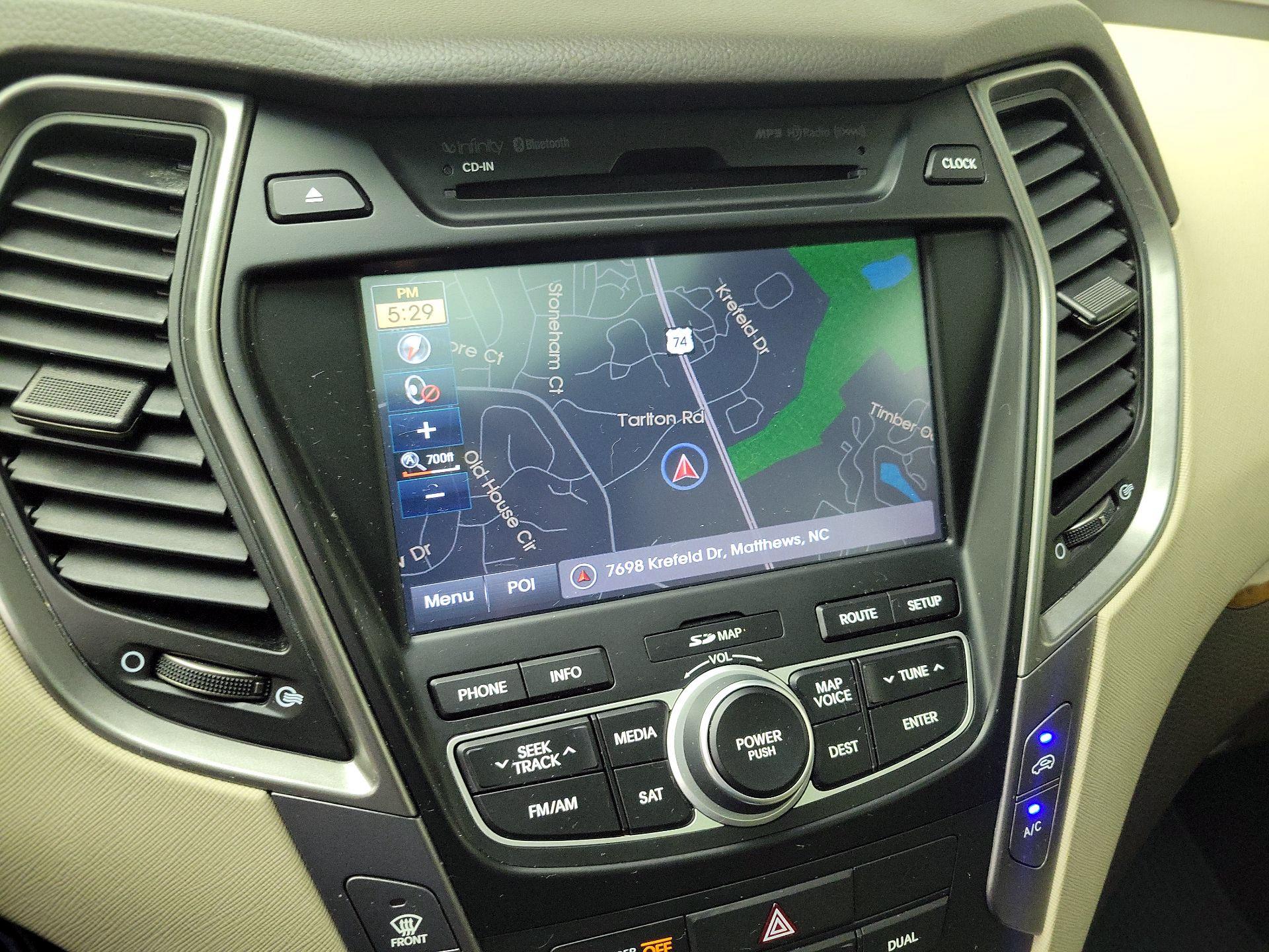 Thumbnail: 2014 Hyundai Santa Fe - 14