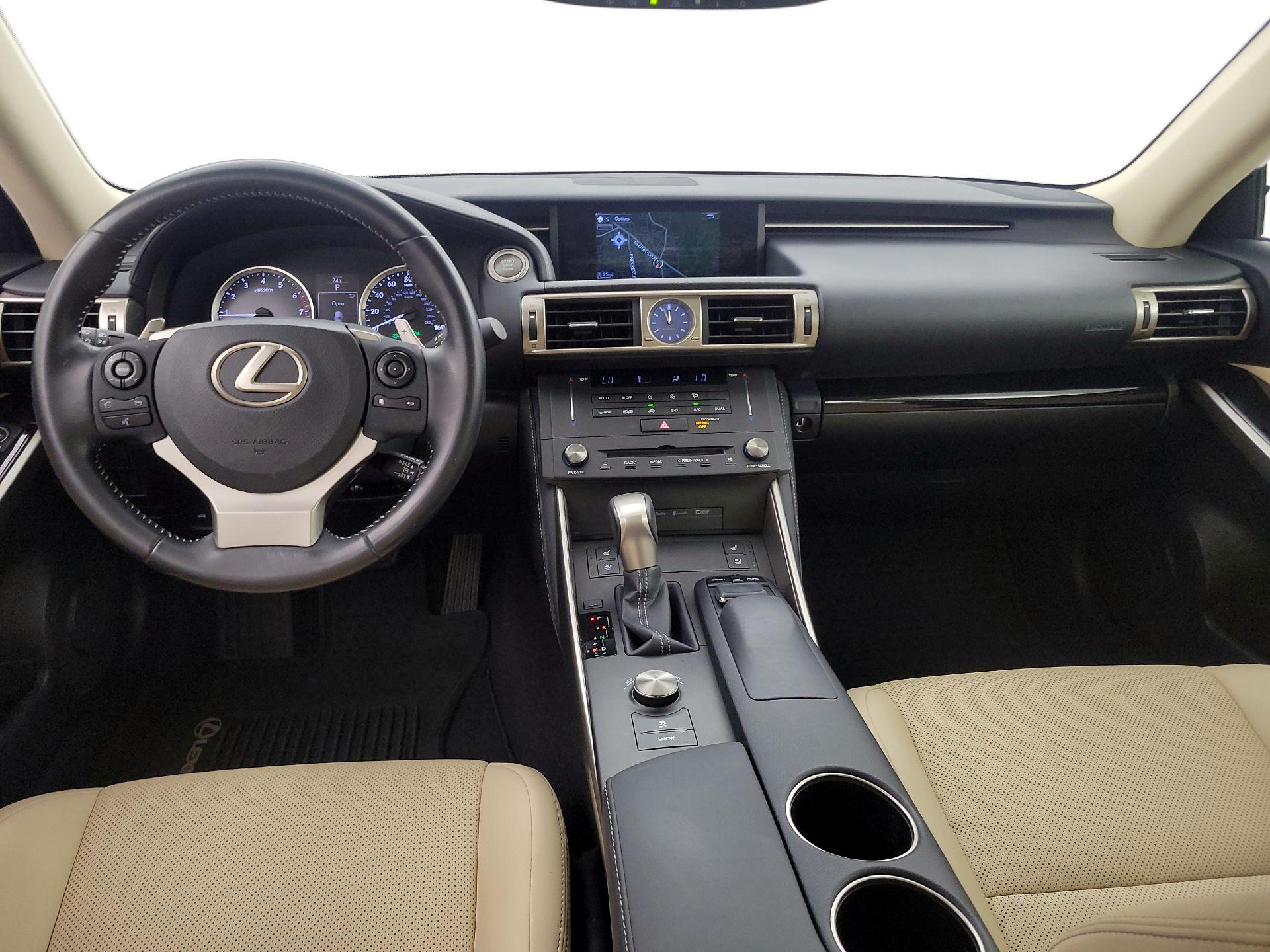 Thumbnail: 2016 Lexus IS - 9