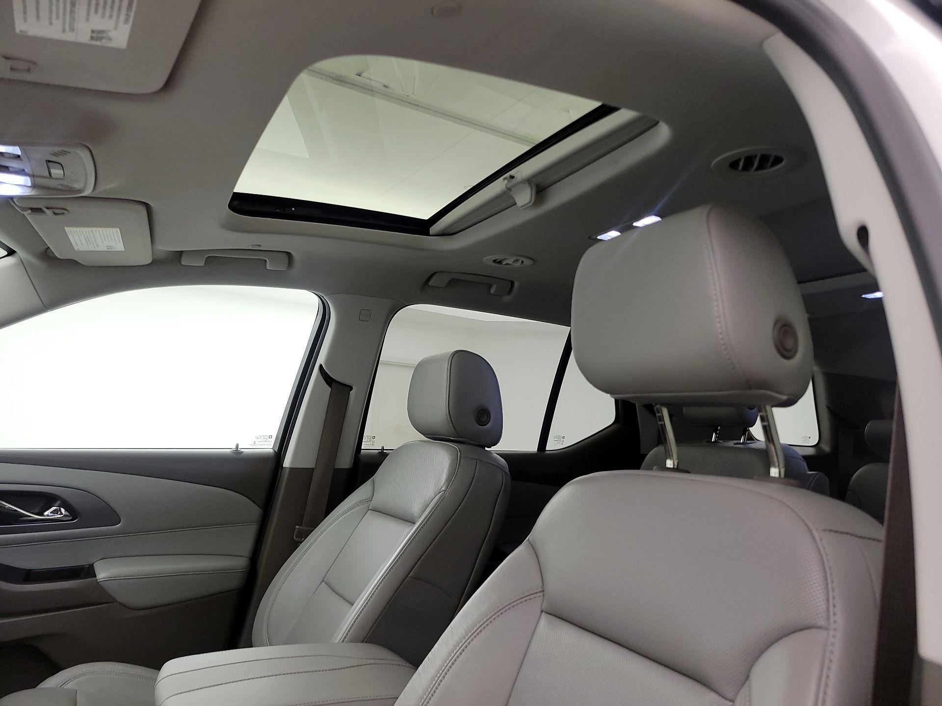 Thumbnail: 2018 Chevrolet Traverse - 20