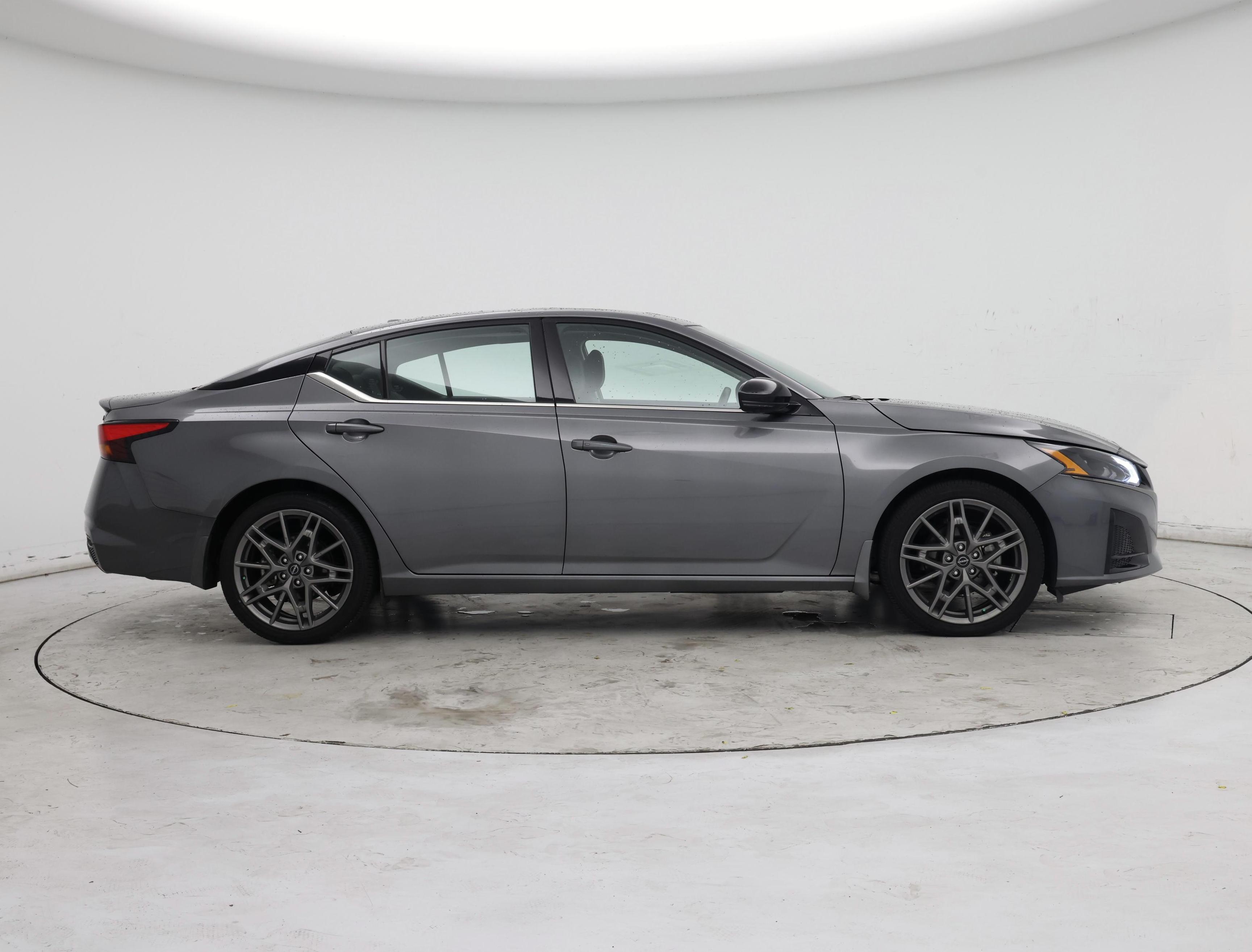 Thumbnail: 2024 Nissan Altima - 7
