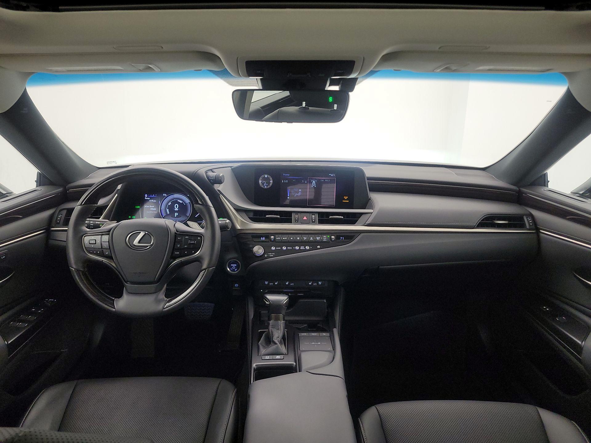 Thumbnail: 2021 Lexus ES - 9