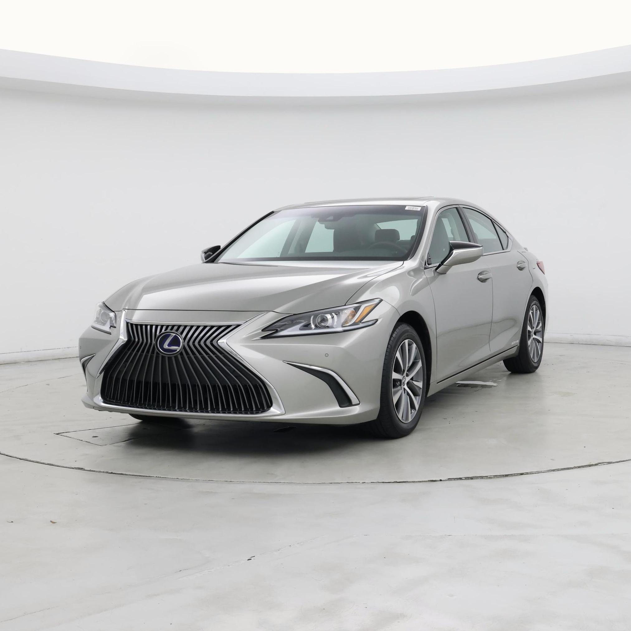 Thumbnail: 2021 Lexus ES - 4