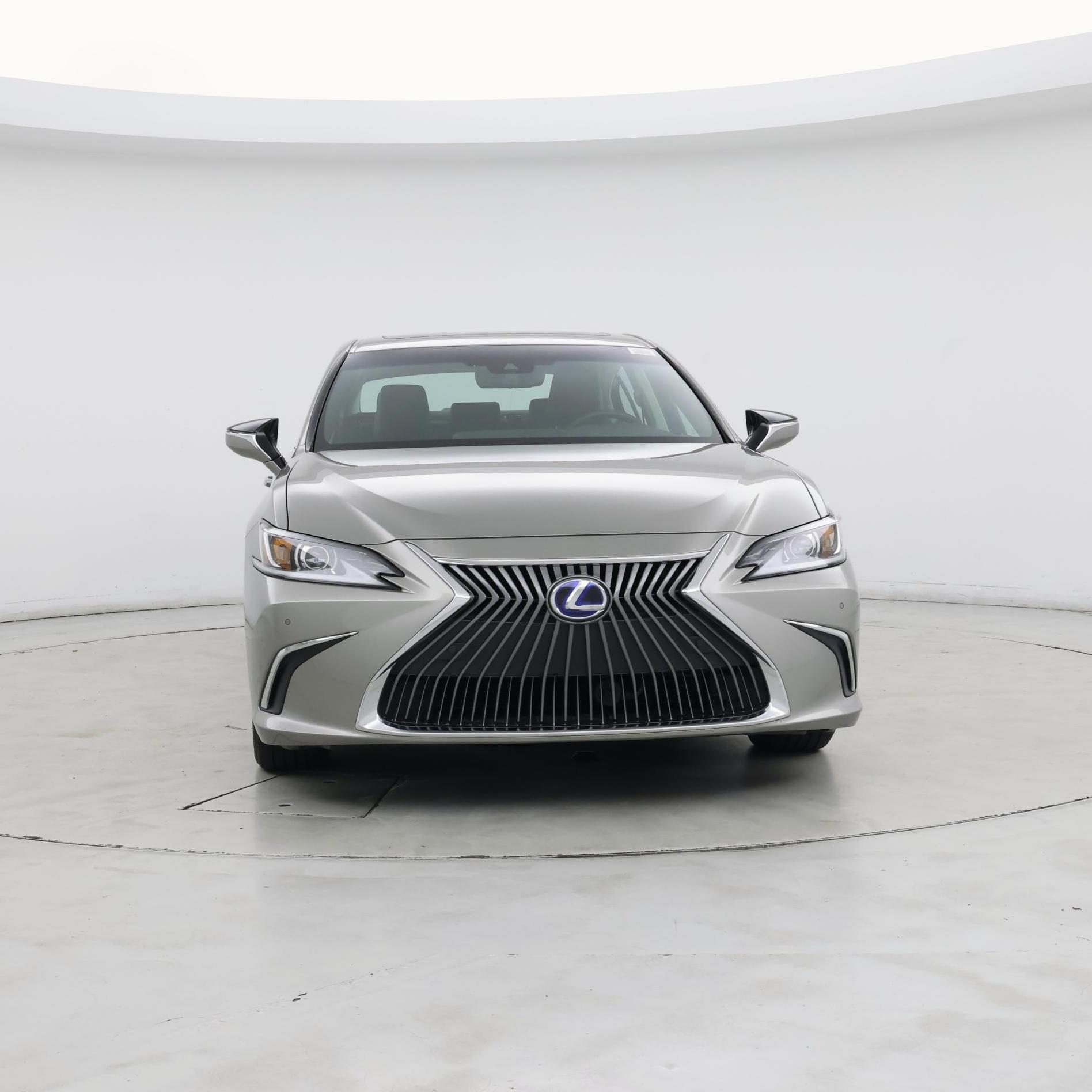Thumbnail: 2021 Lexus ES - 5