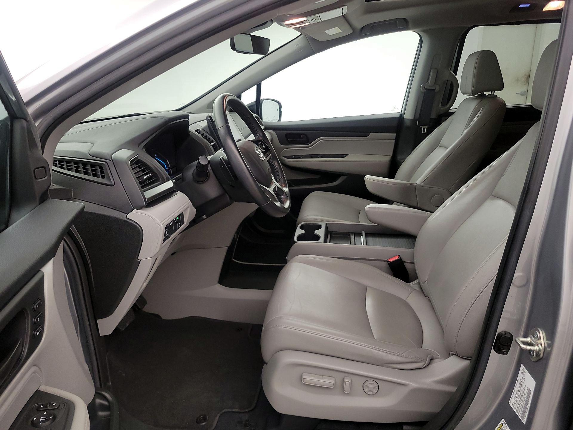 Thumbnail: 2019 Honda Odyssey - 11