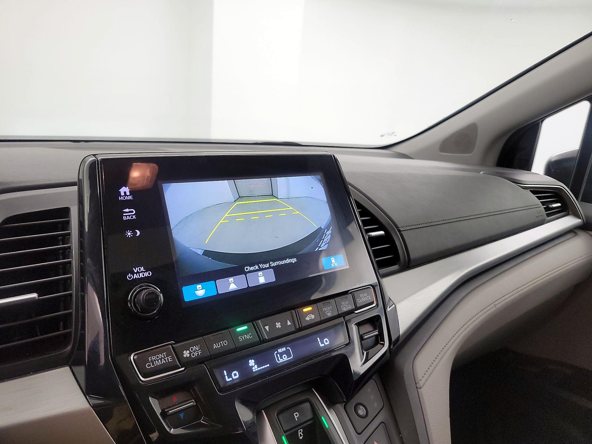 Thumbnail: 2019 Honda Odyssey - 14