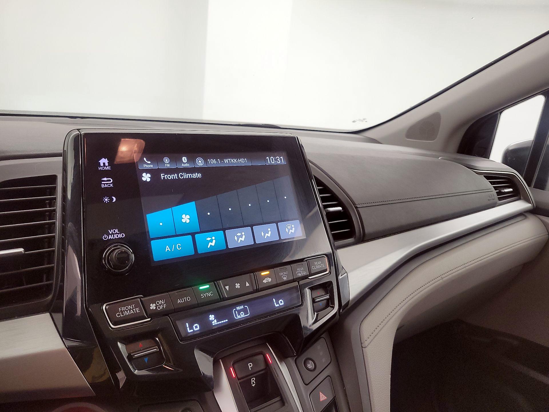 Thumbnail: 2019 Honda Odyssey - 16